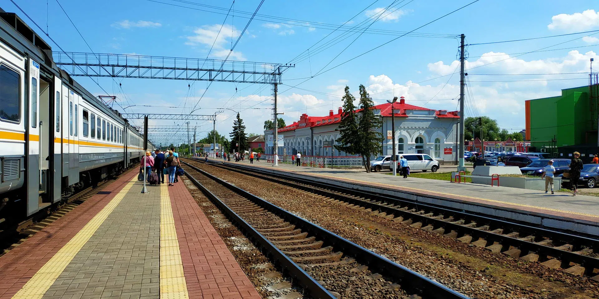 Вокзал с красной крышей, фото 1
