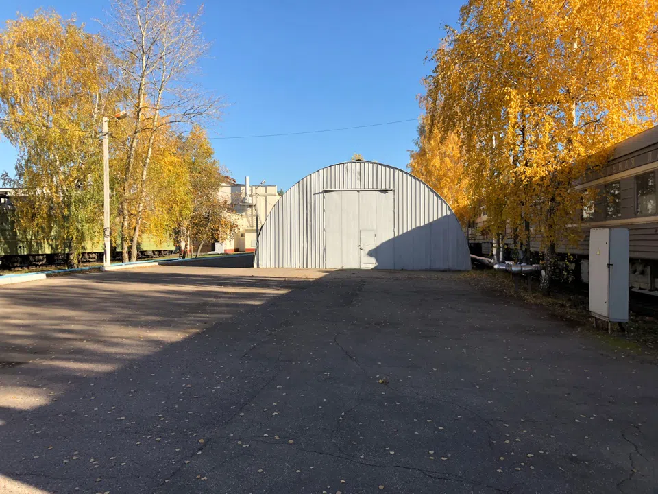 Железнодорожное полотно с вагонами, фото 6