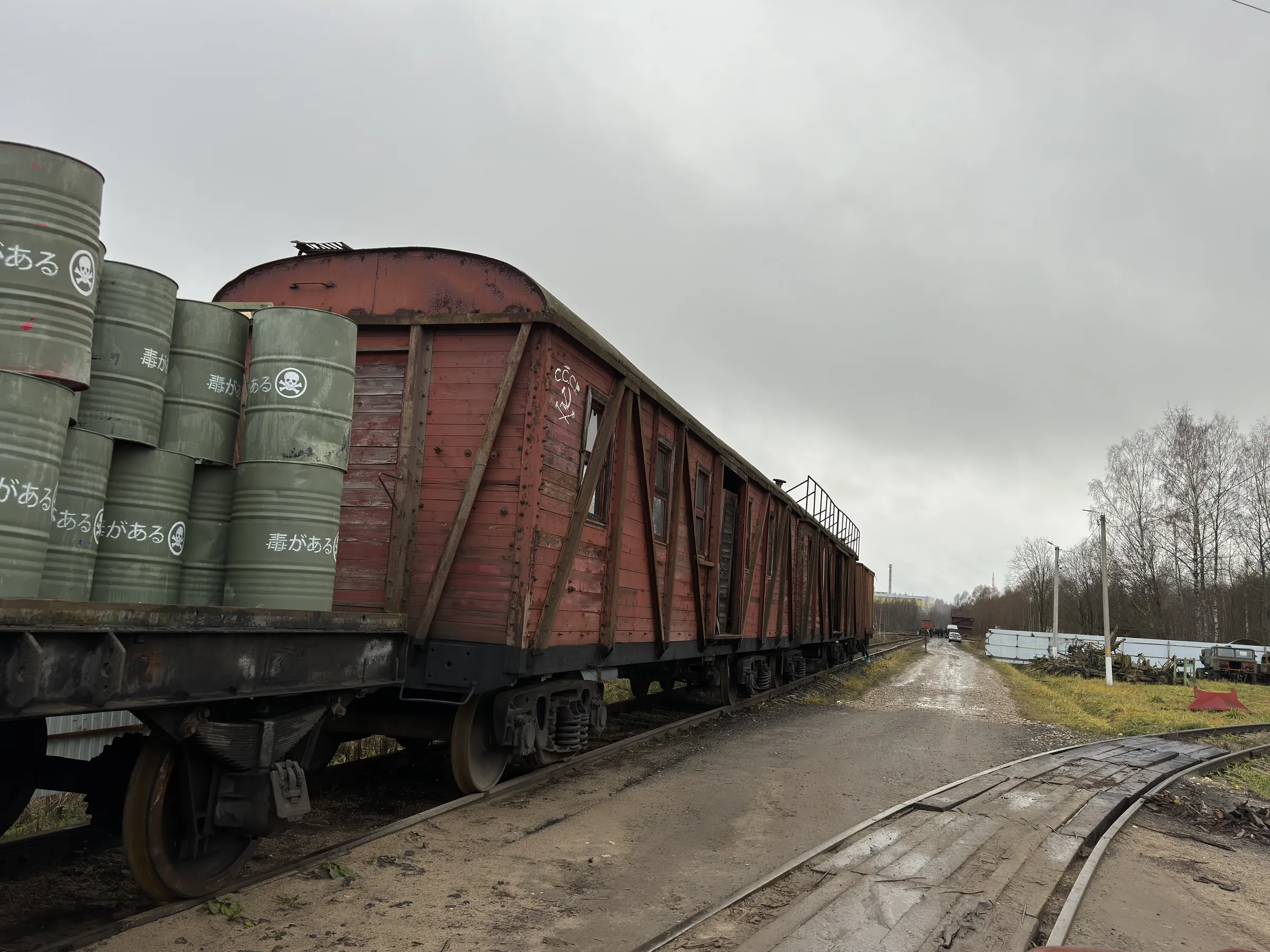 Ангар с военной техникой, фото 18