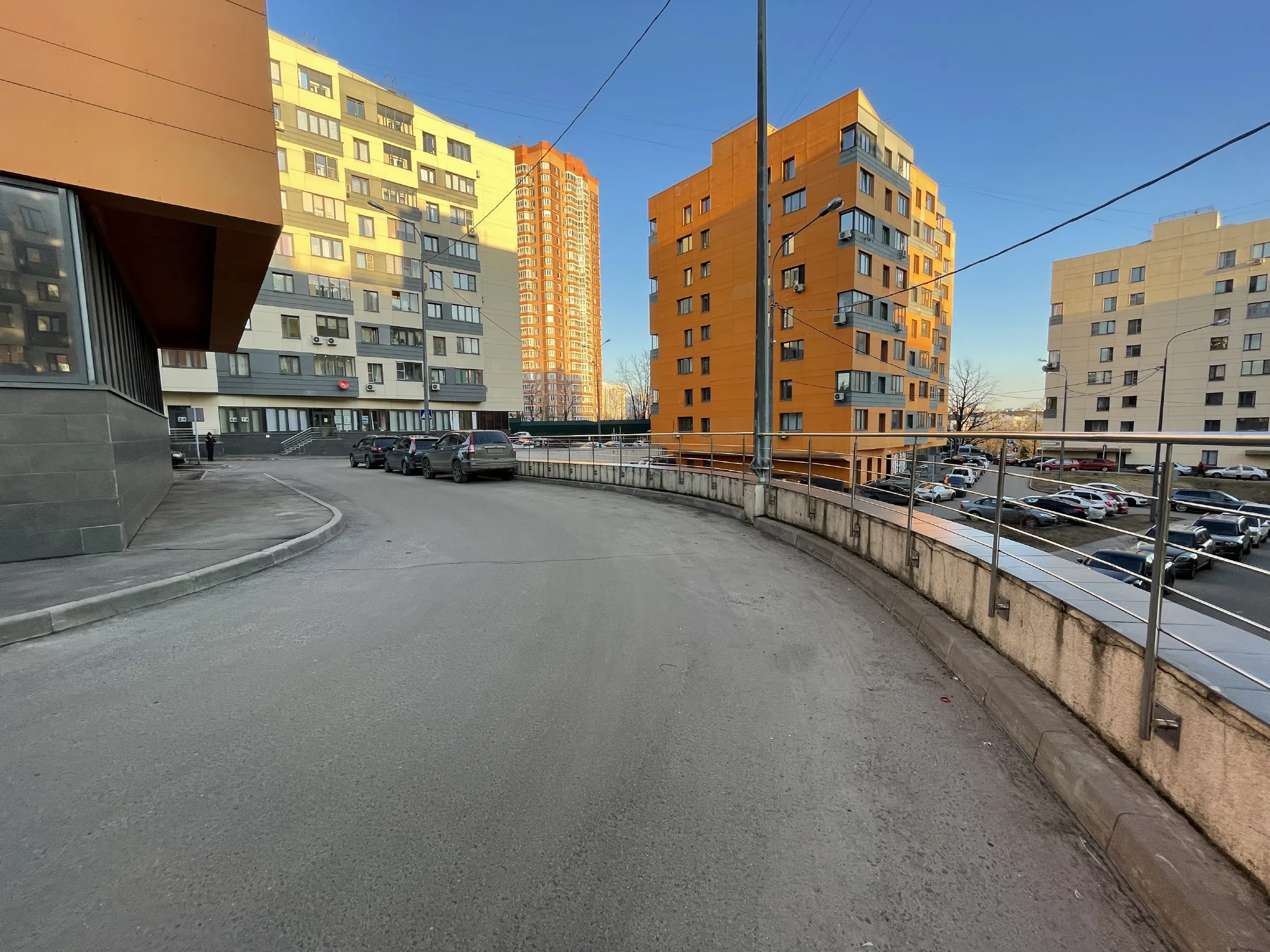 Новостройка с видом на город, фото 18
