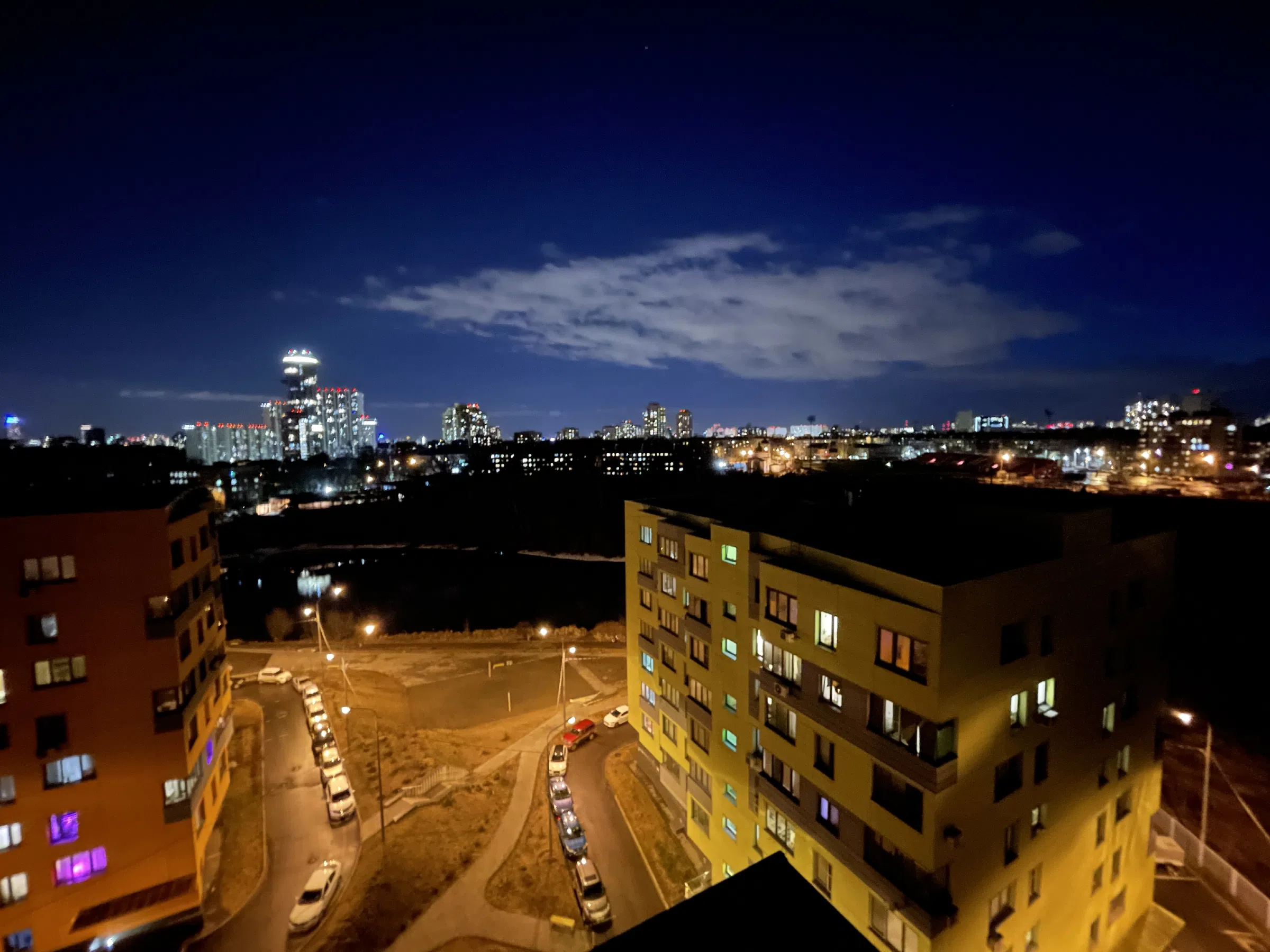 Новостройка с видом на город, фото 10