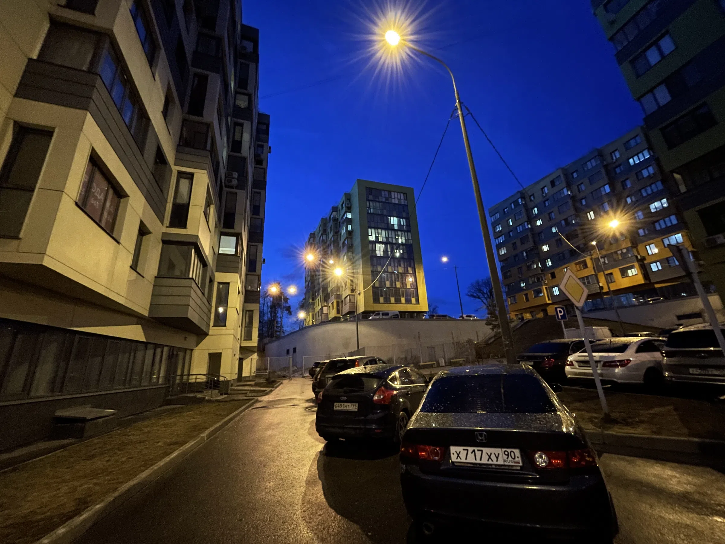Новостройка с видом на город, фото 4