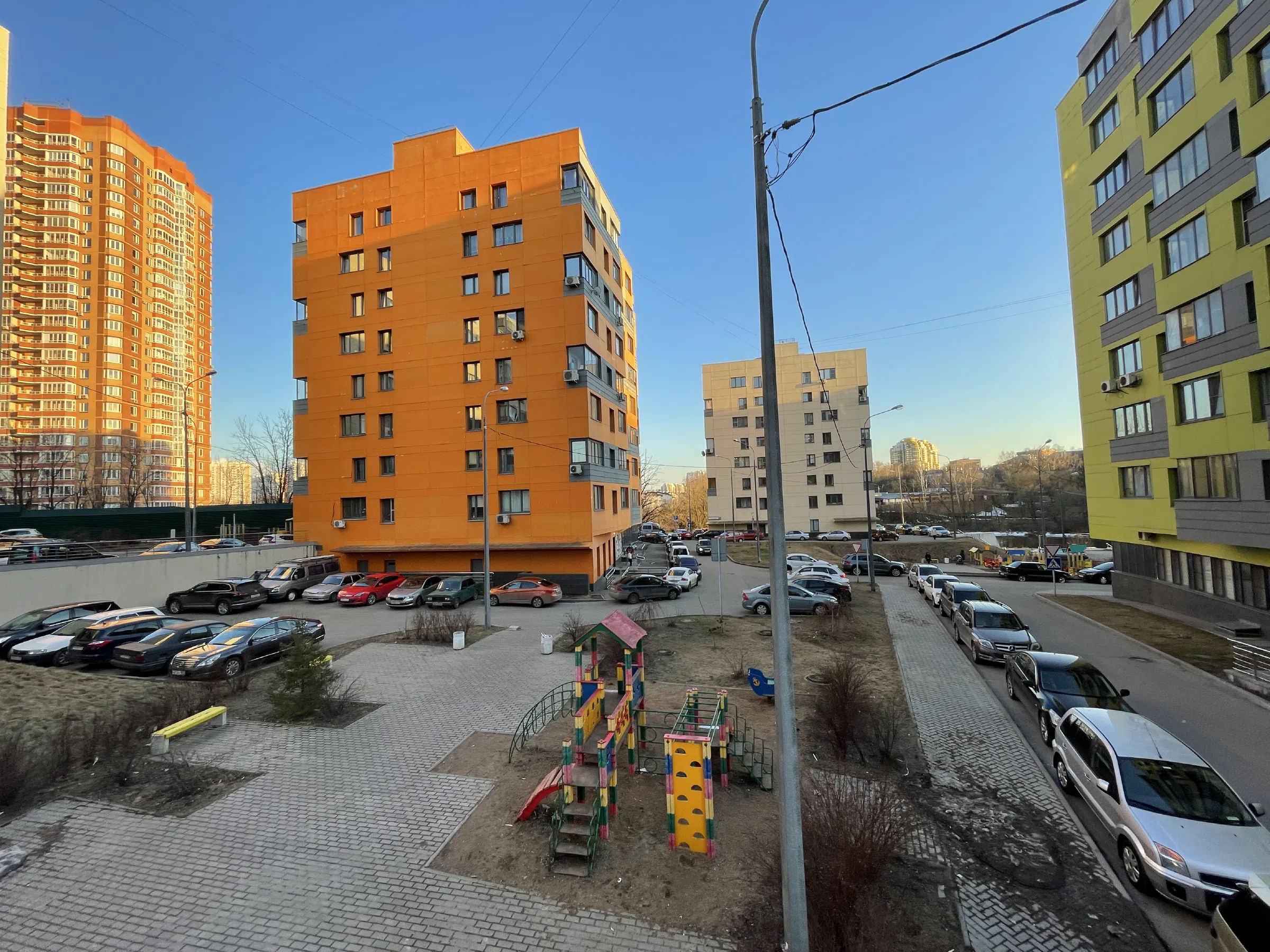 Новостройка с видом на город, фото 16