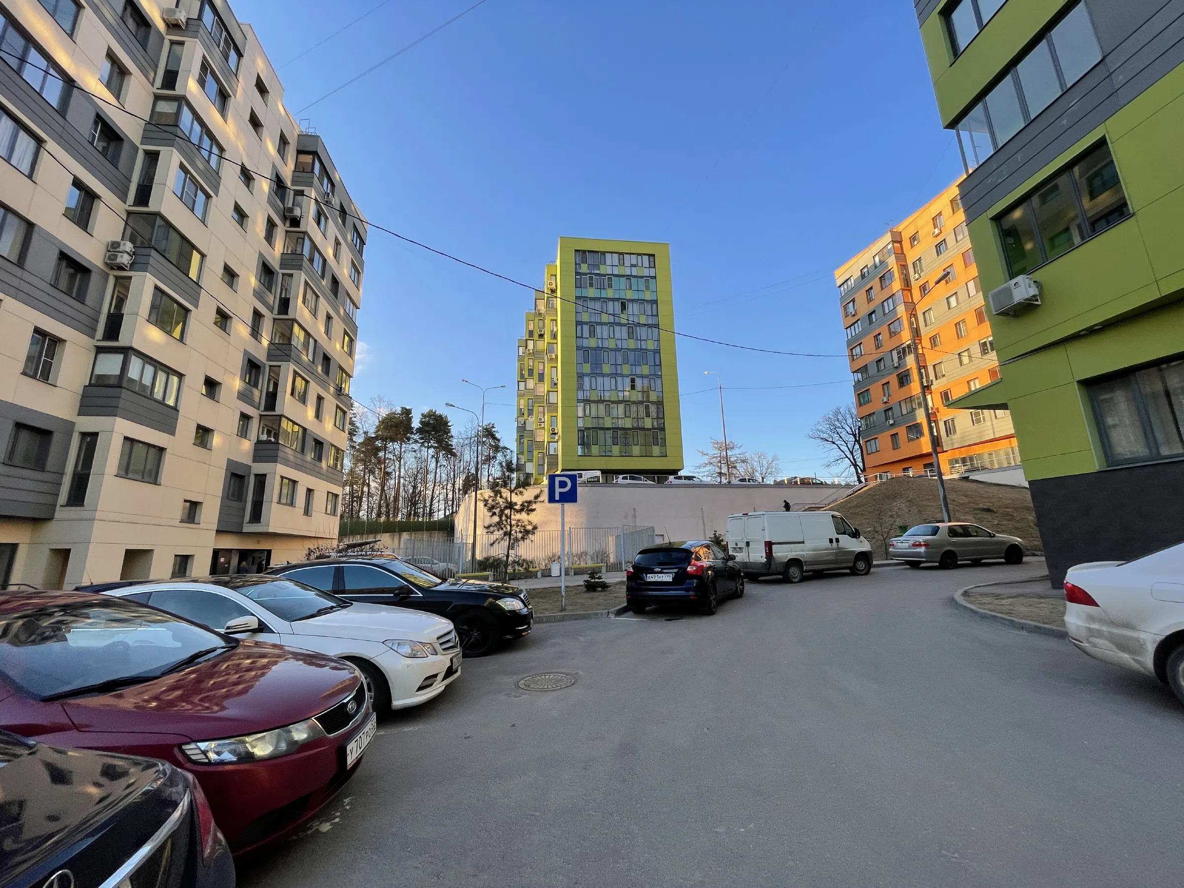 Новостройка с видом на город, фото 23