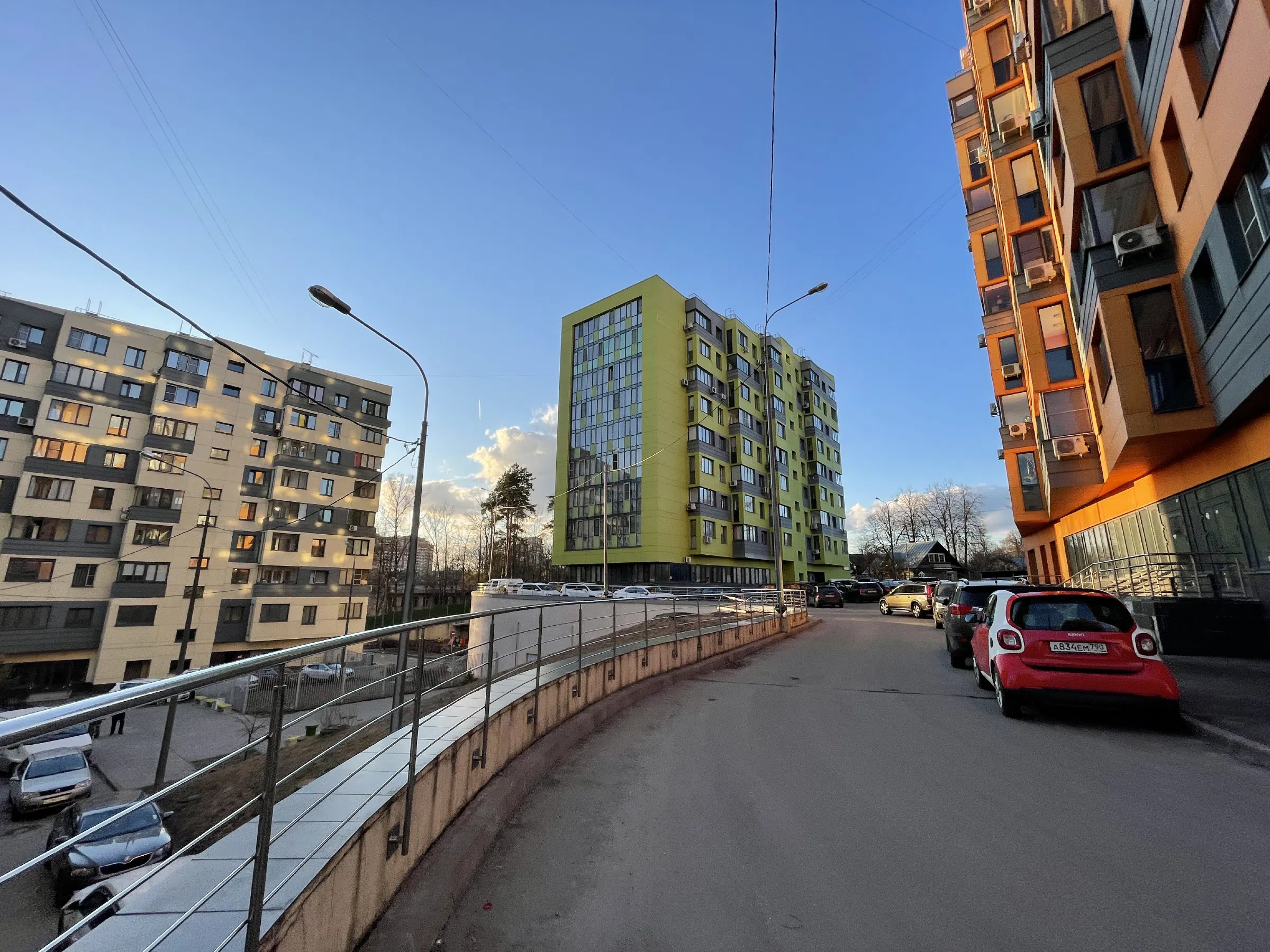 Новостройка с видом на город, фото 17