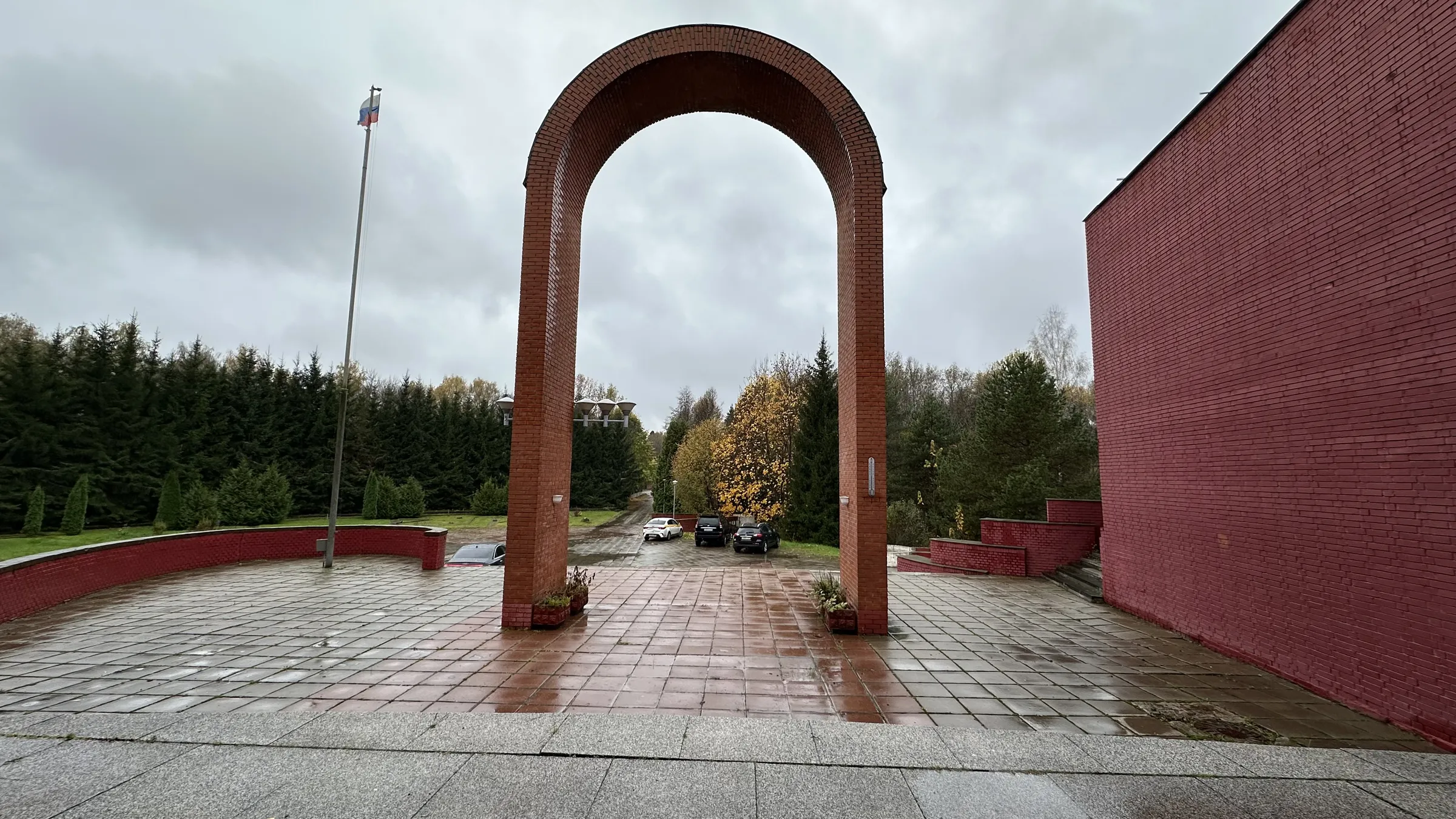 Концертный зал в стиле советского модернизма, фото 20