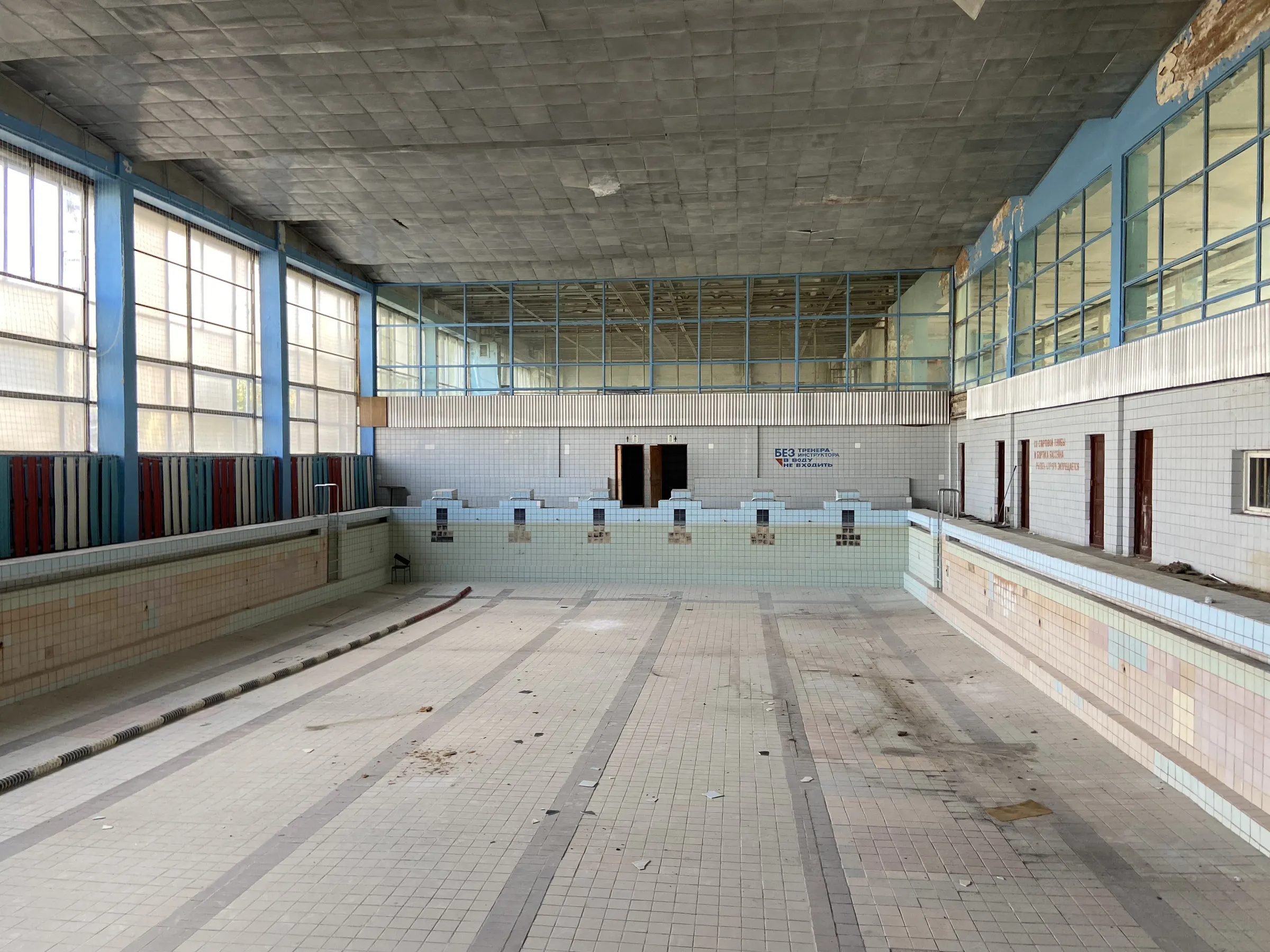 Заброшенный бассейн, фото 16