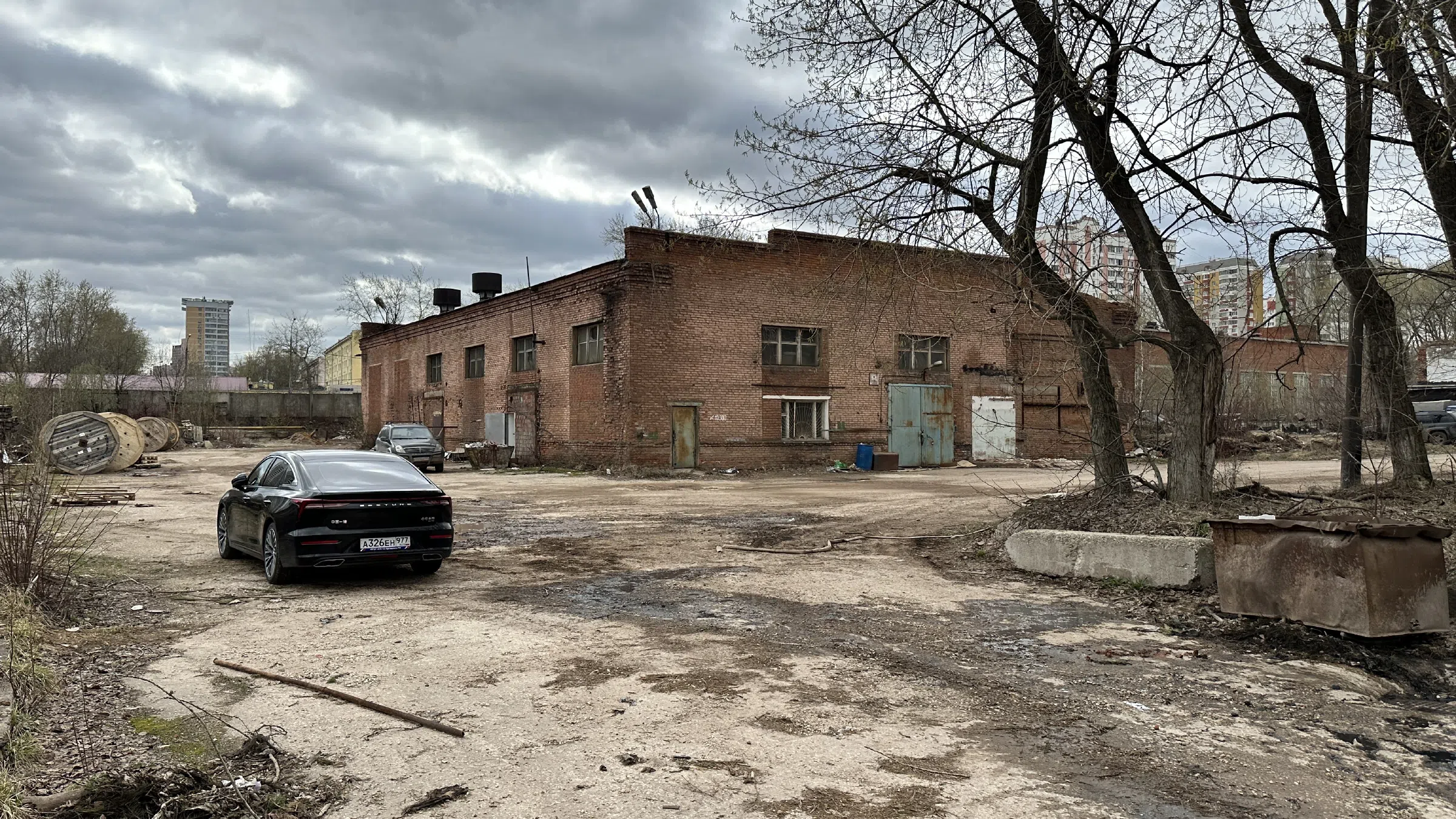 Заводской цех с путями, фото 23