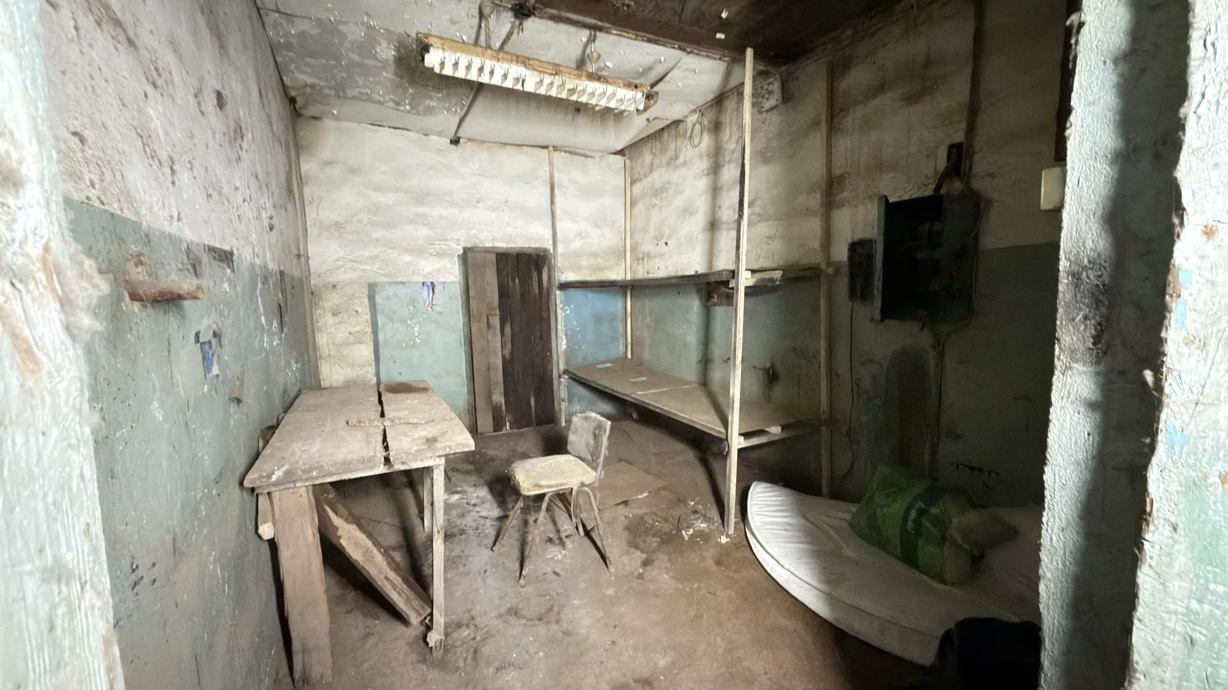 Заводской цех с путями, фото 13