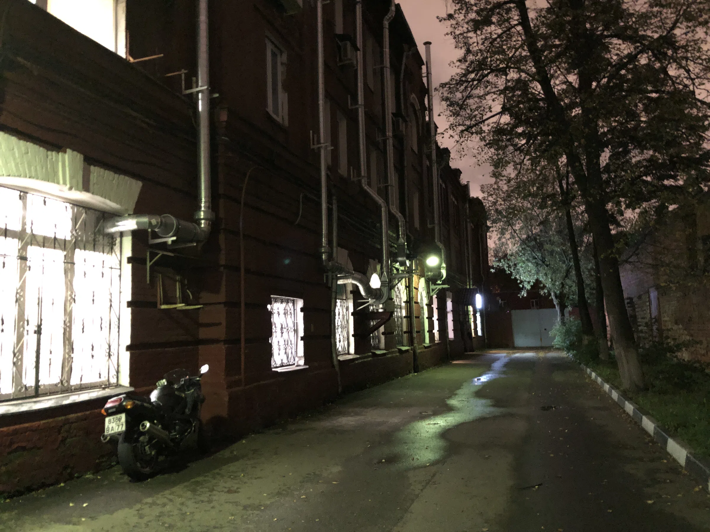 Заводская территория ночью, фото 15