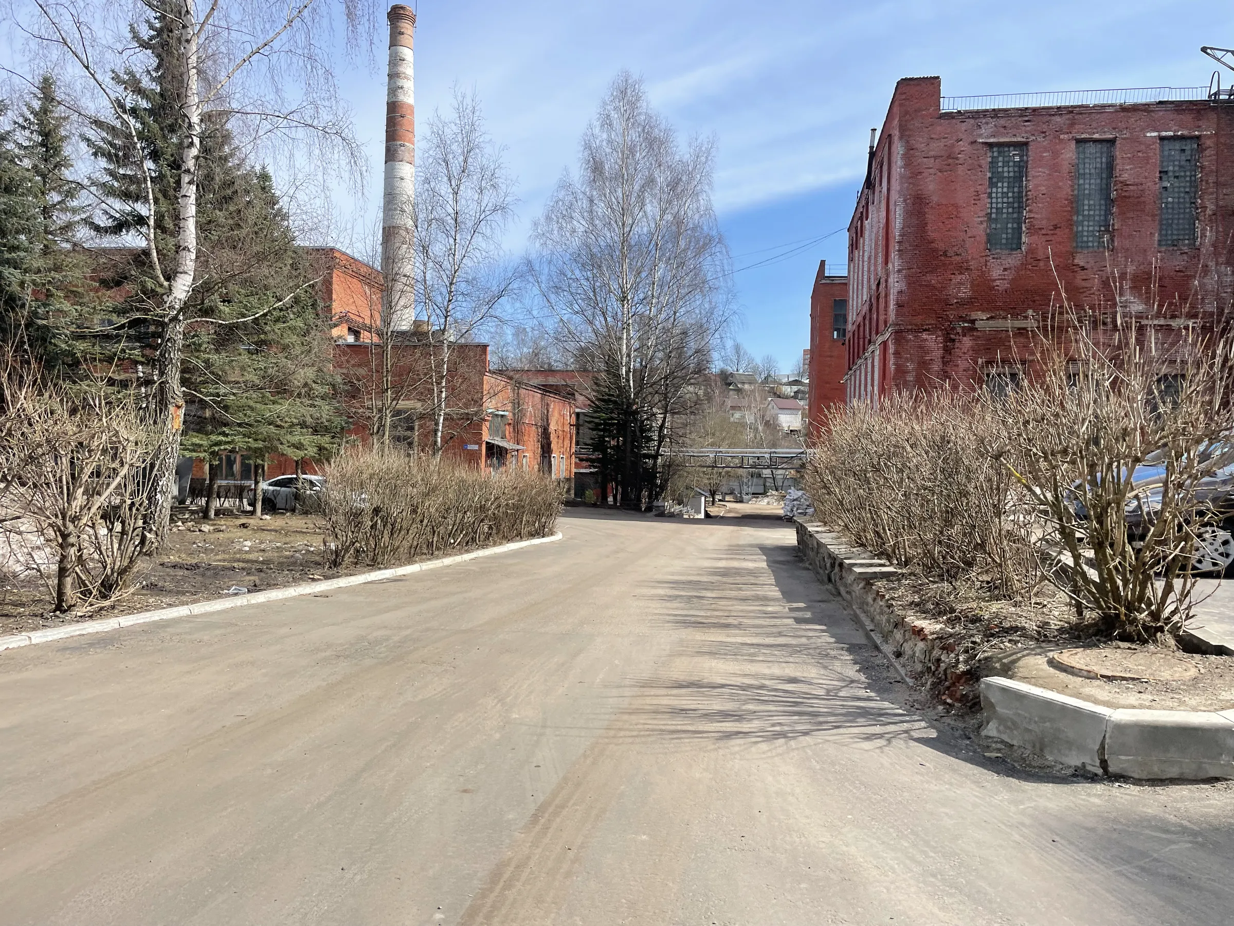 Старый завод с трубой, фото 3