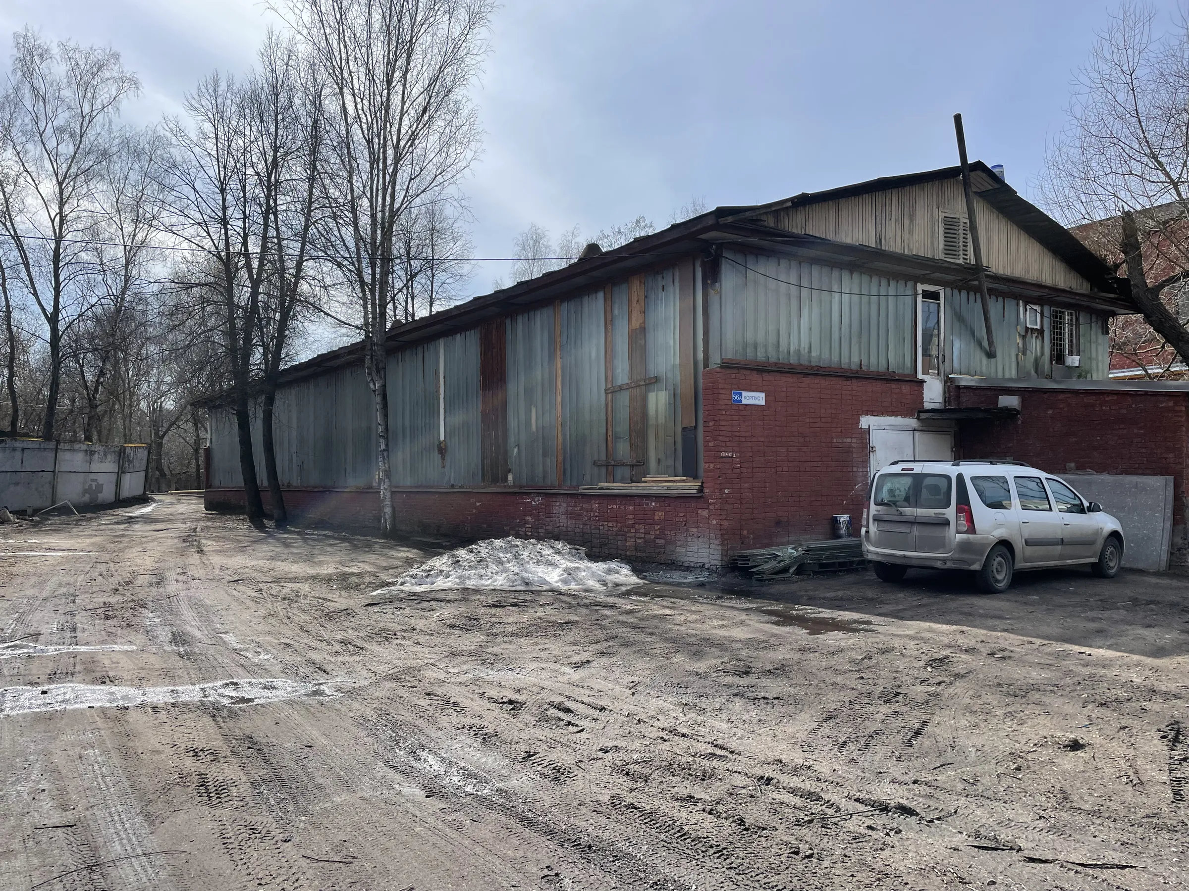 Старый завод с трубой, фото 24