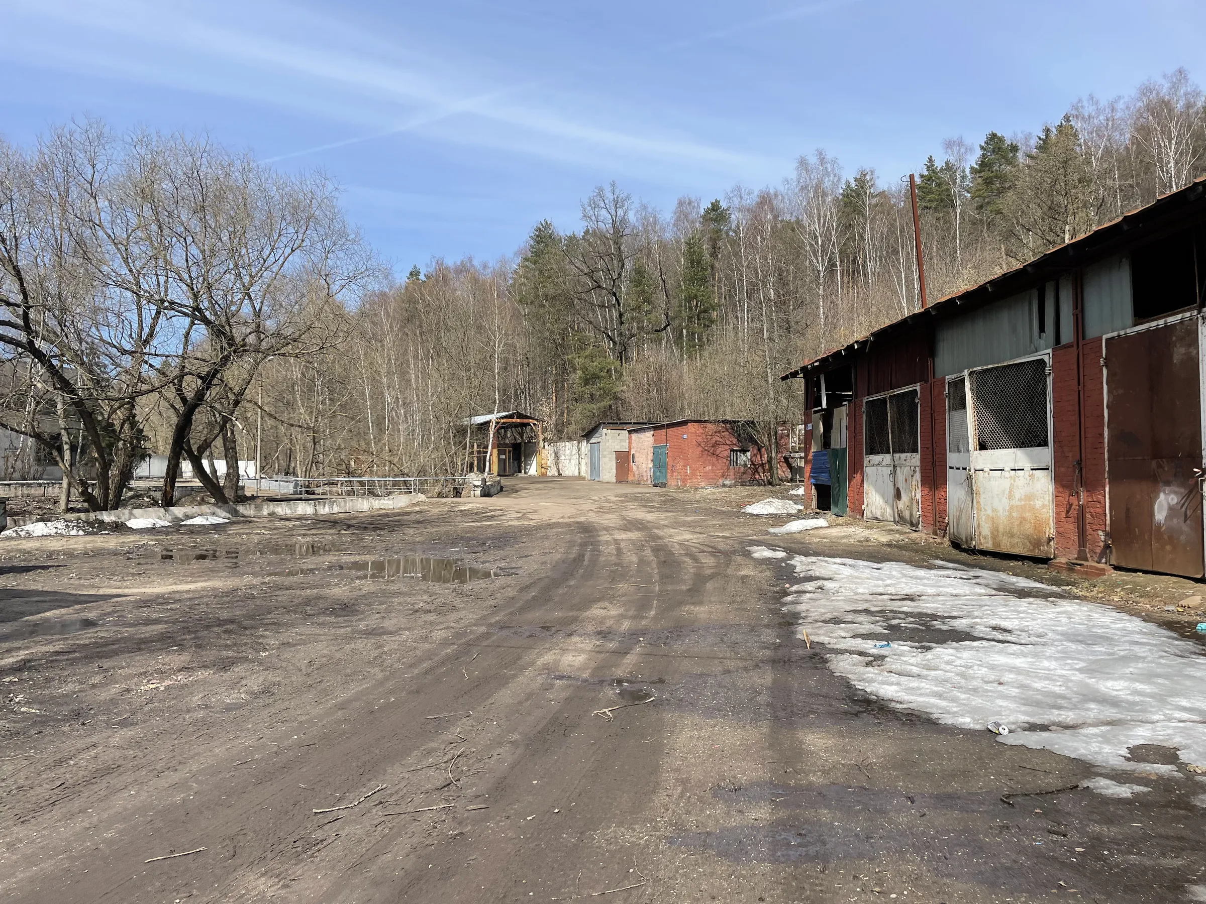 Старый завод с трубой, фото 23