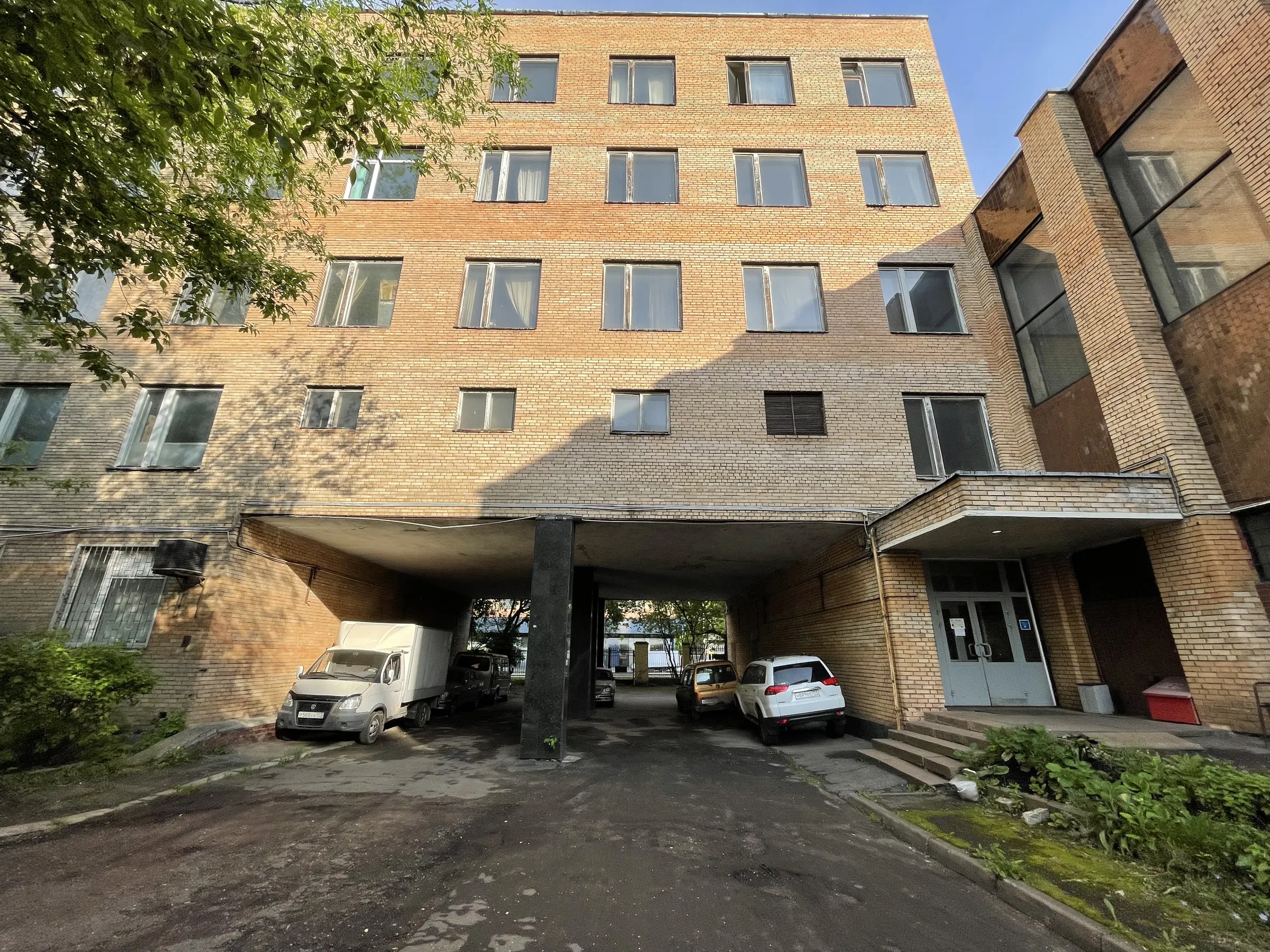 Институт с колоннами, фото 3