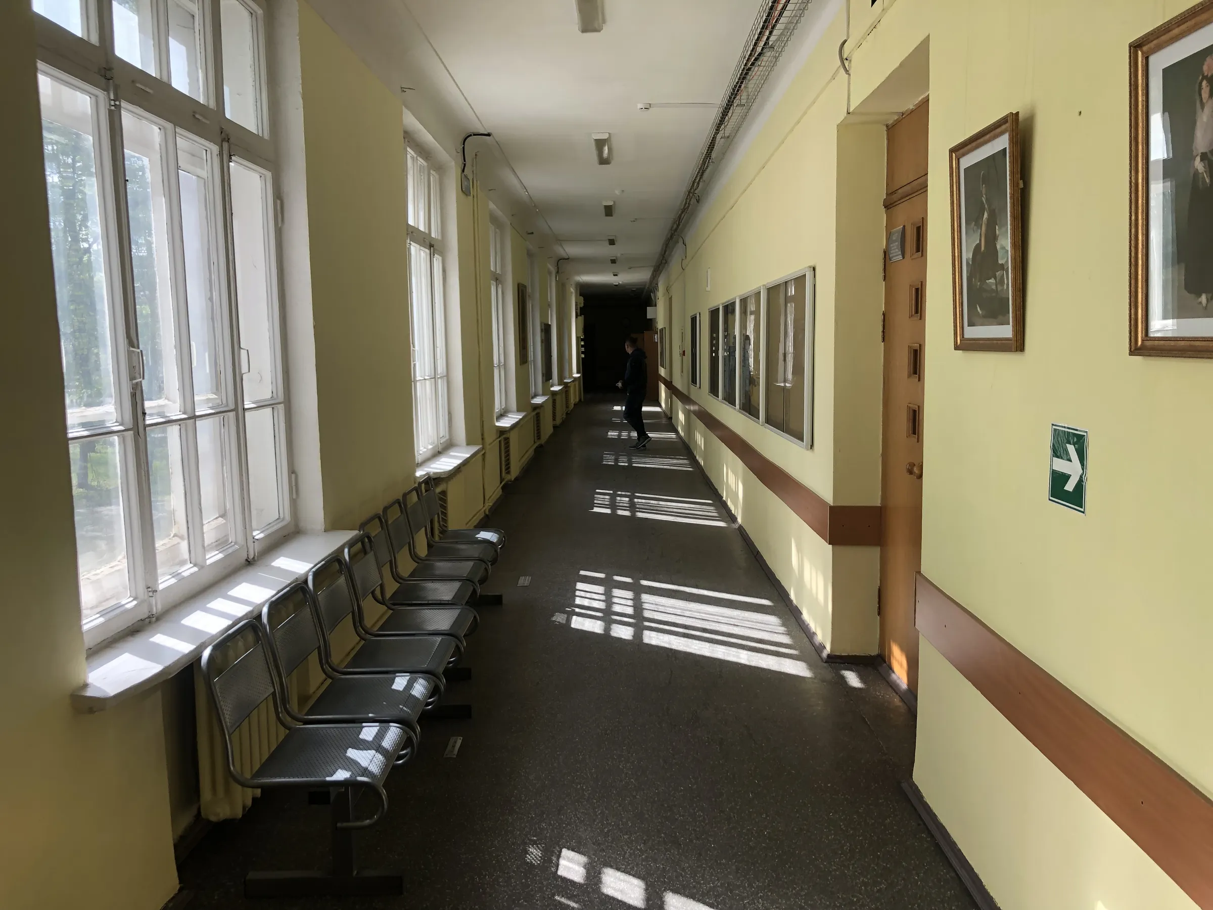 Университет с аллеей, фото 15