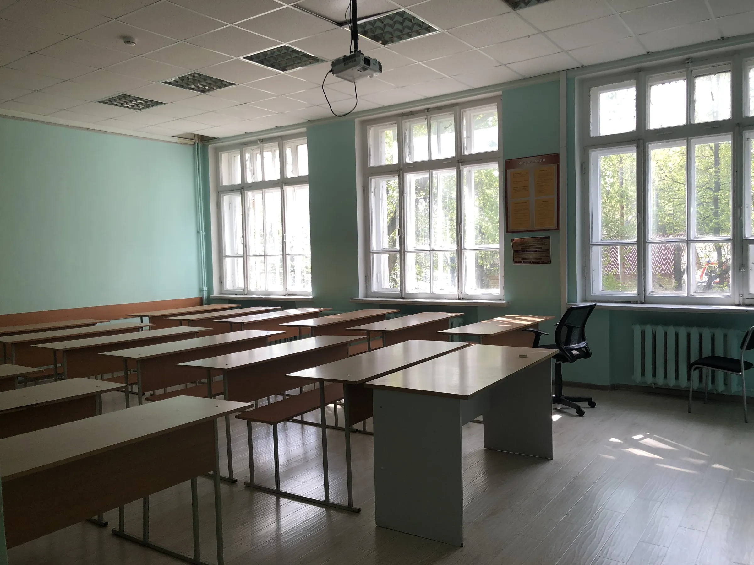 Университет с аллеей, фото 19
