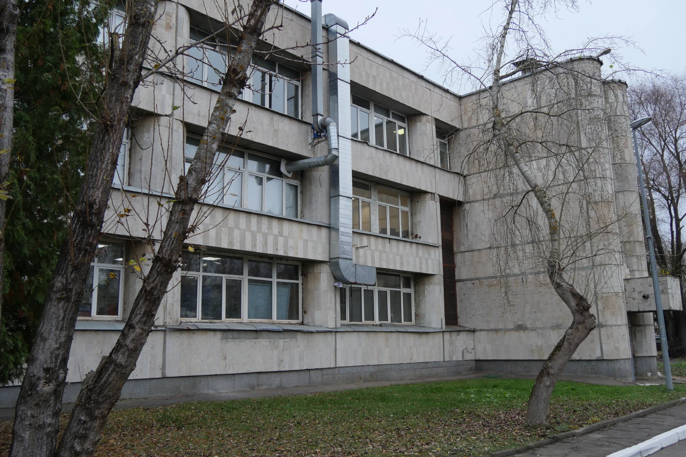 Офисное здание в советском стиле, фото 15