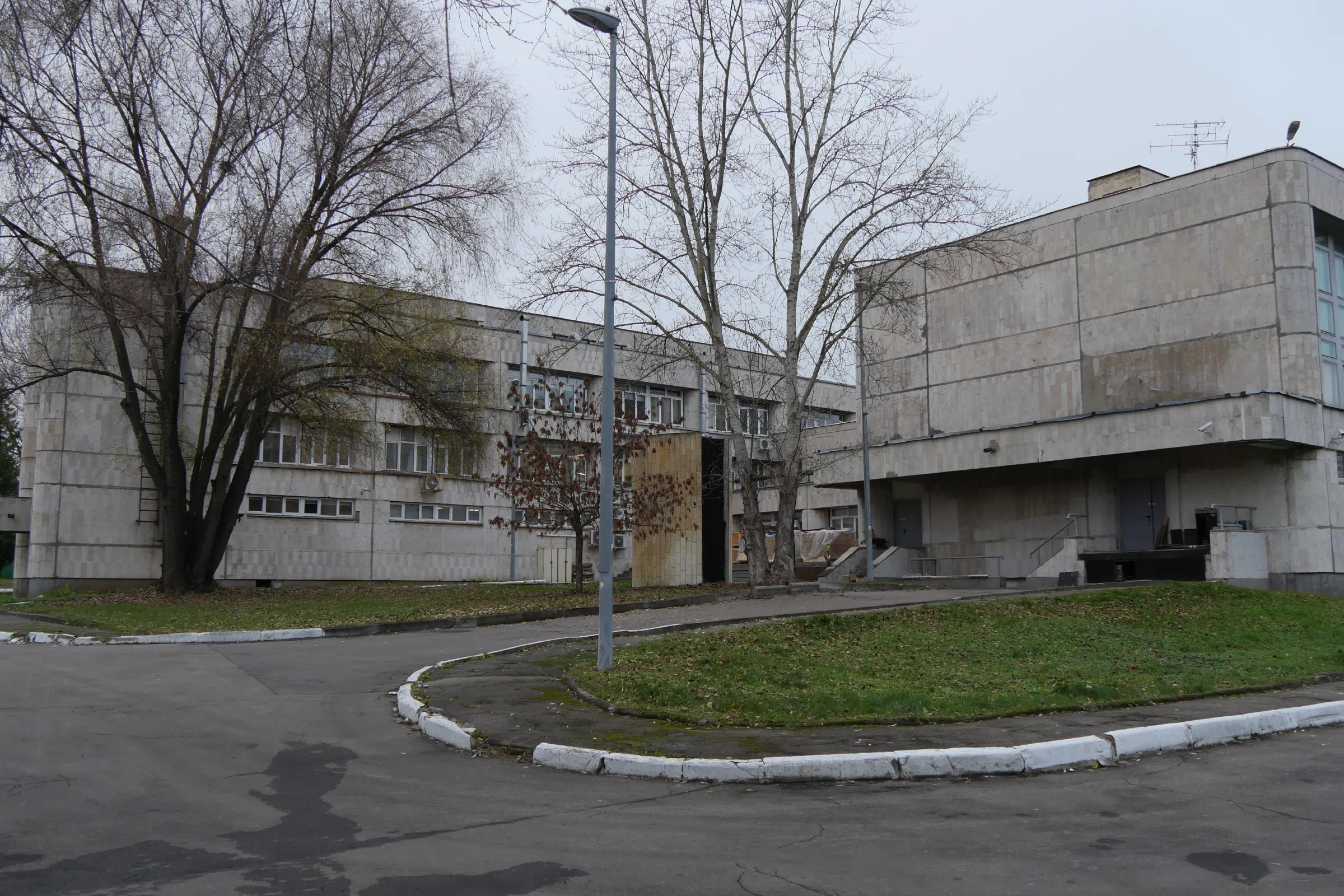 Офисное здание в советском стиле, фото 18
