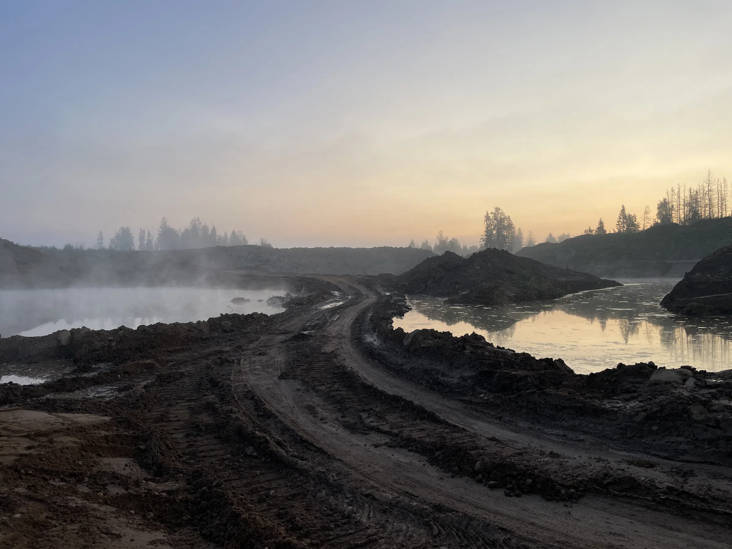 Карьер на рассвете, фото 1