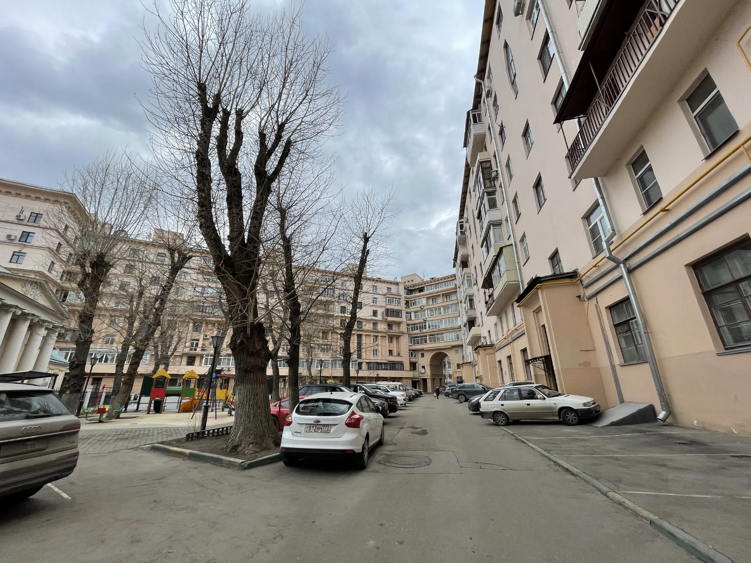 Большой сталинский двор, фото 1