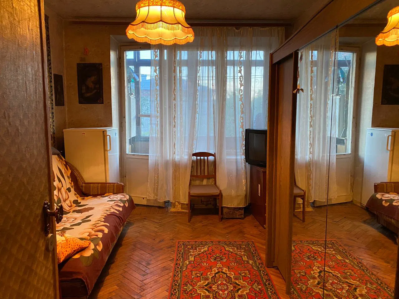 Ретро квартира с коврами, фото 12
