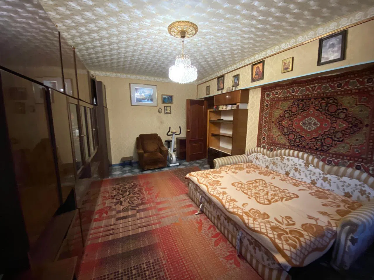 Ретро квартира с коврами, фото 4