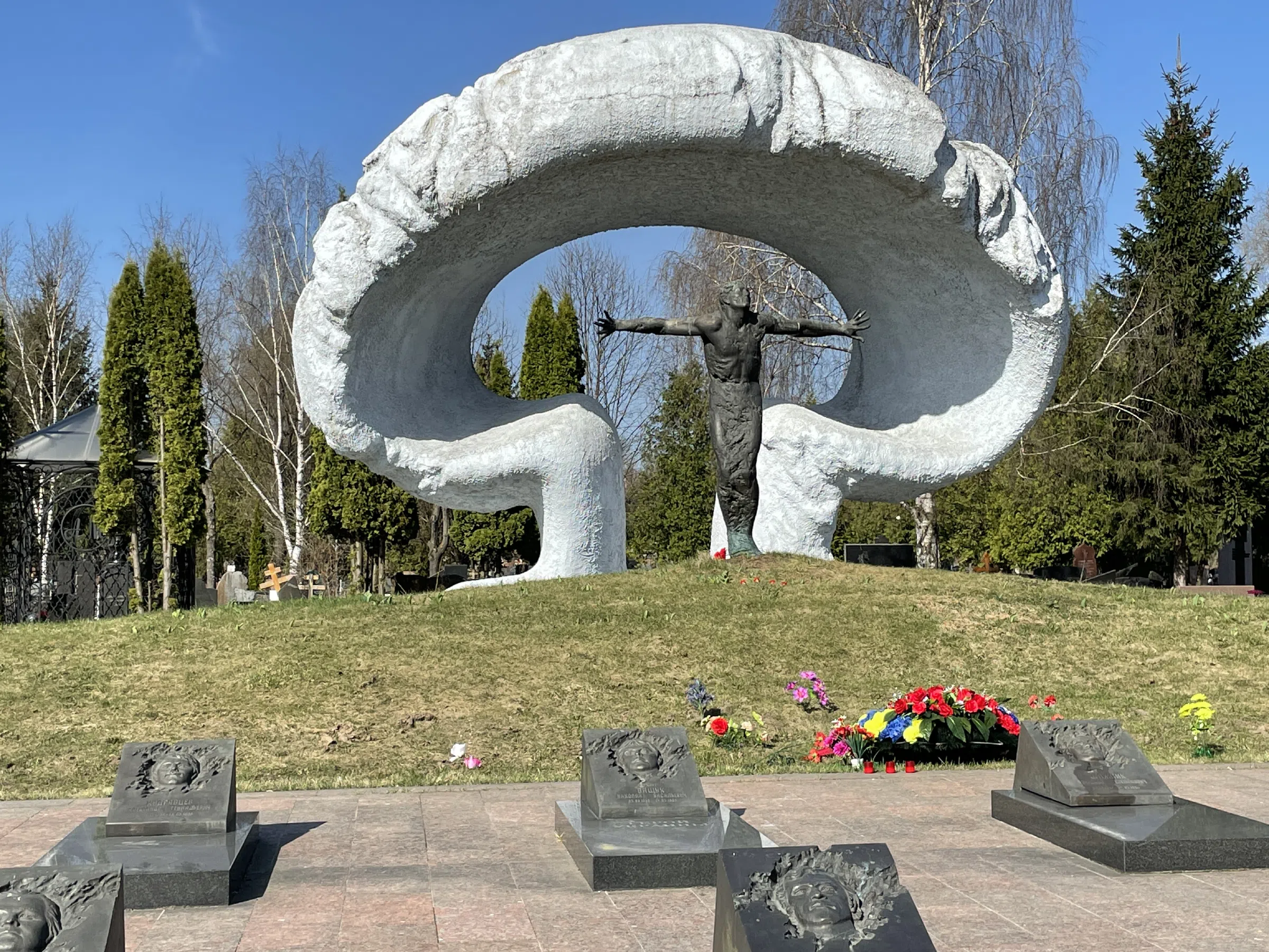 Большое кладбище с колумбарием, фото 19