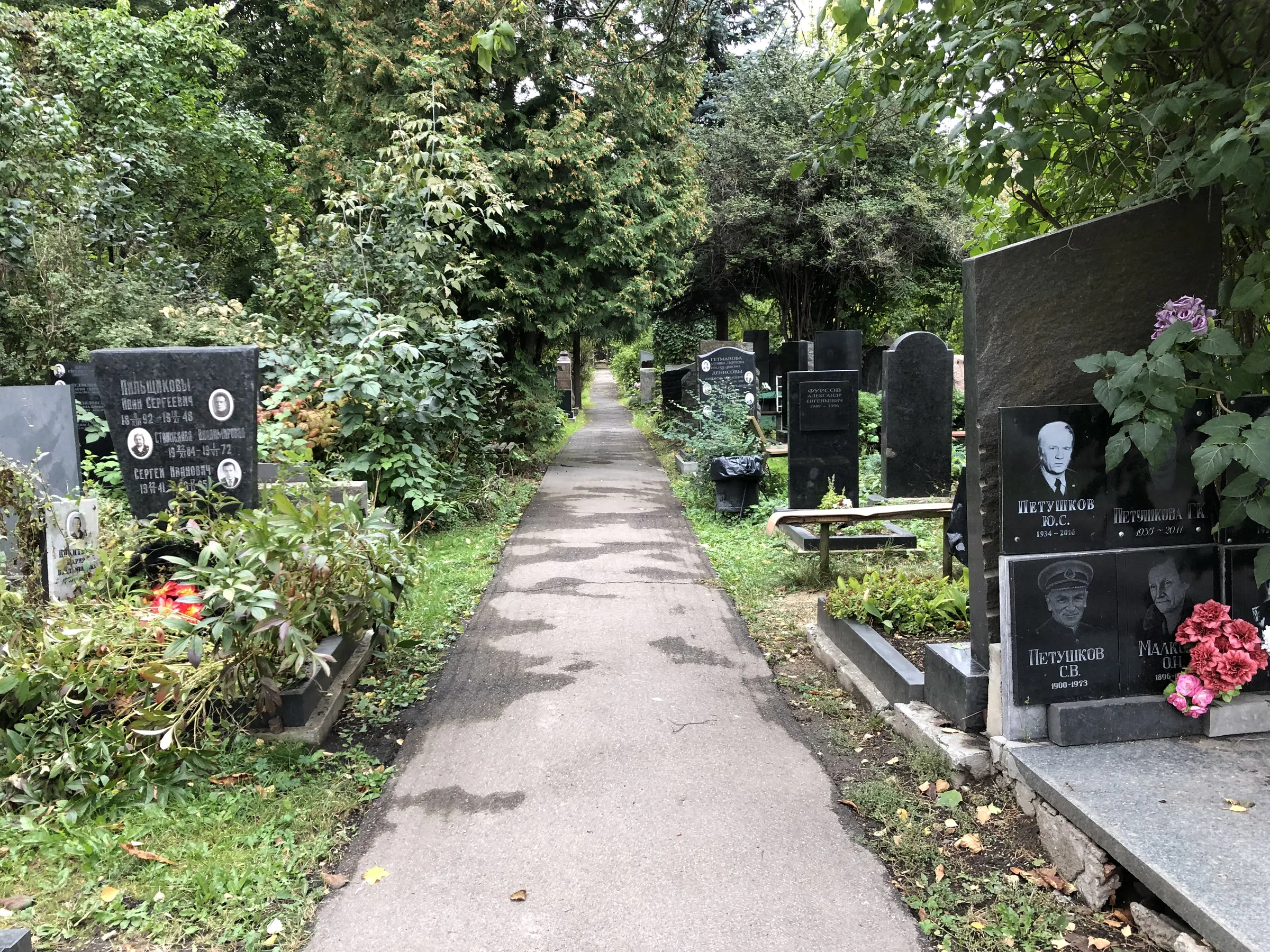 Кладбище с колумбарием, фото 3