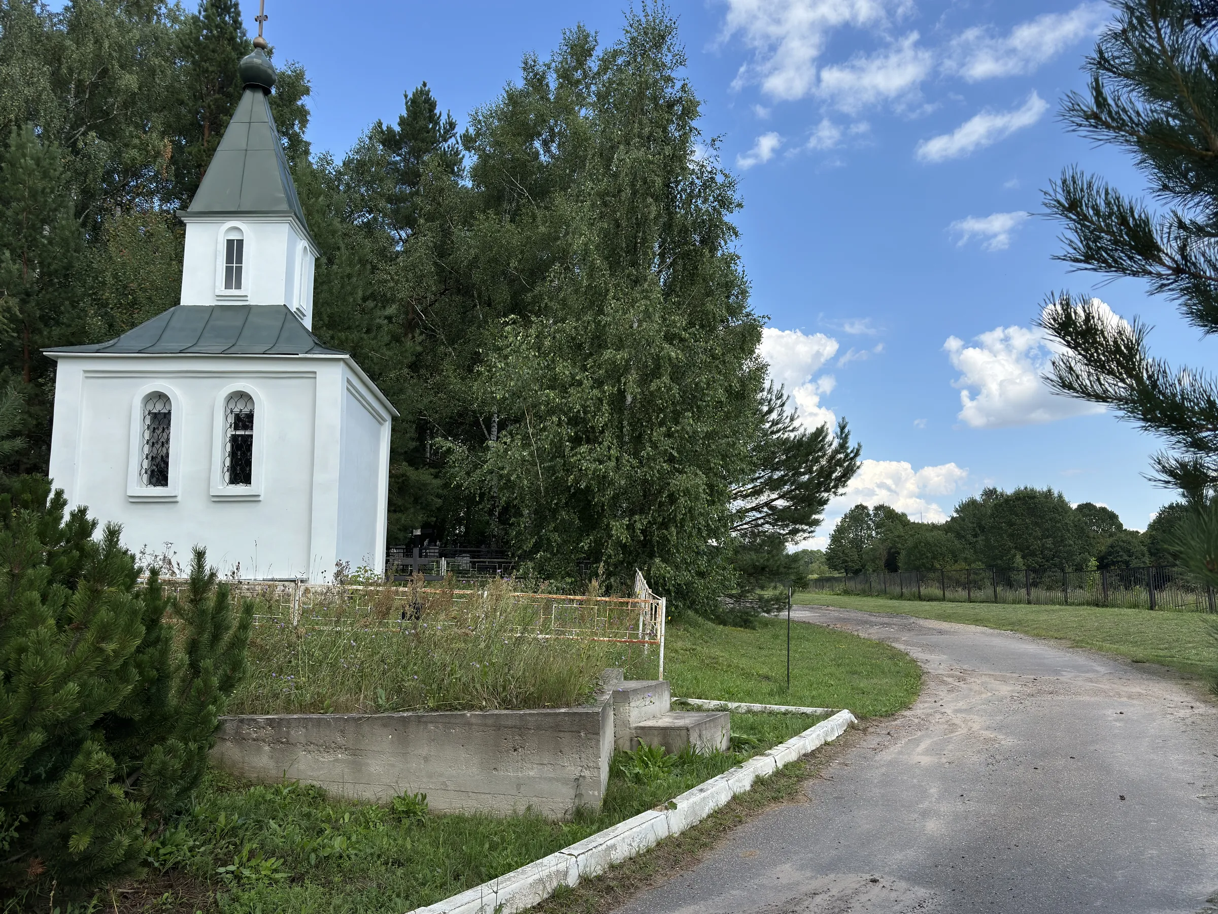 Лесное кладбище с мемориалом, фото 10