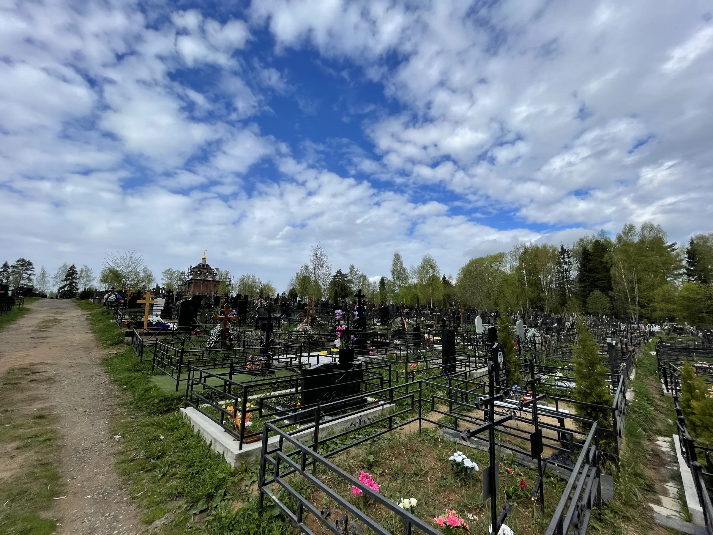 Лесное кладбище с часовней, фото 13