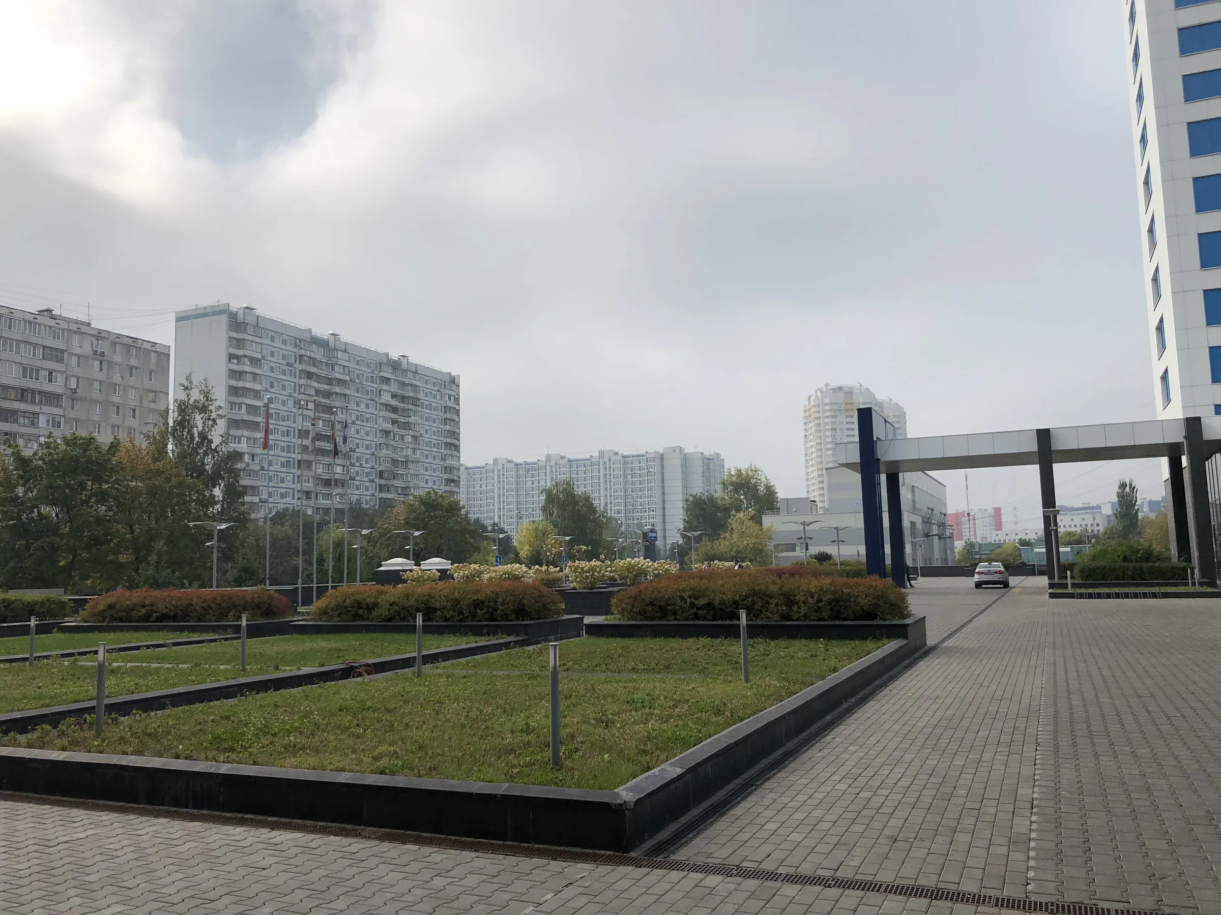 Офис со стеклянным мостом, фото 7