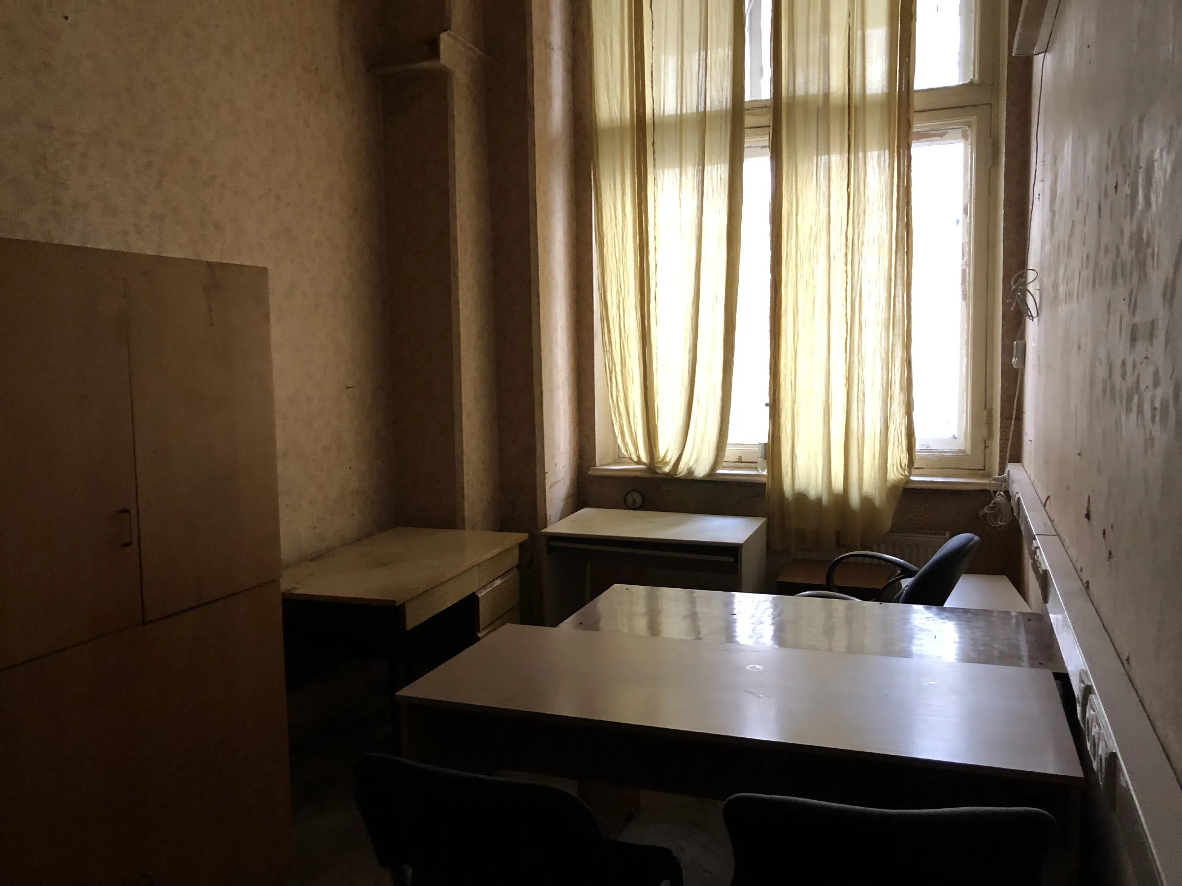 Пустой офис с кассами, фото 23