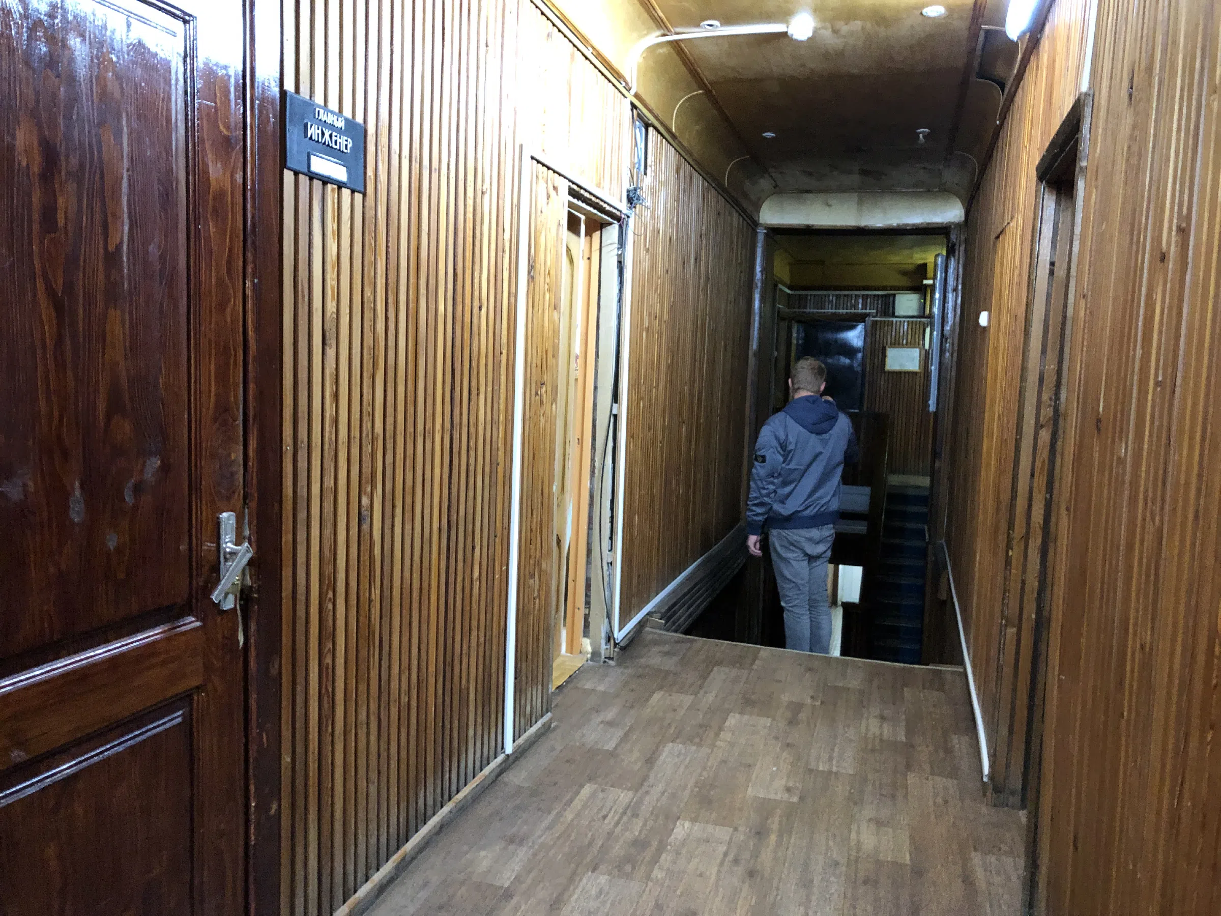Розовый дом в лесу, фото 18