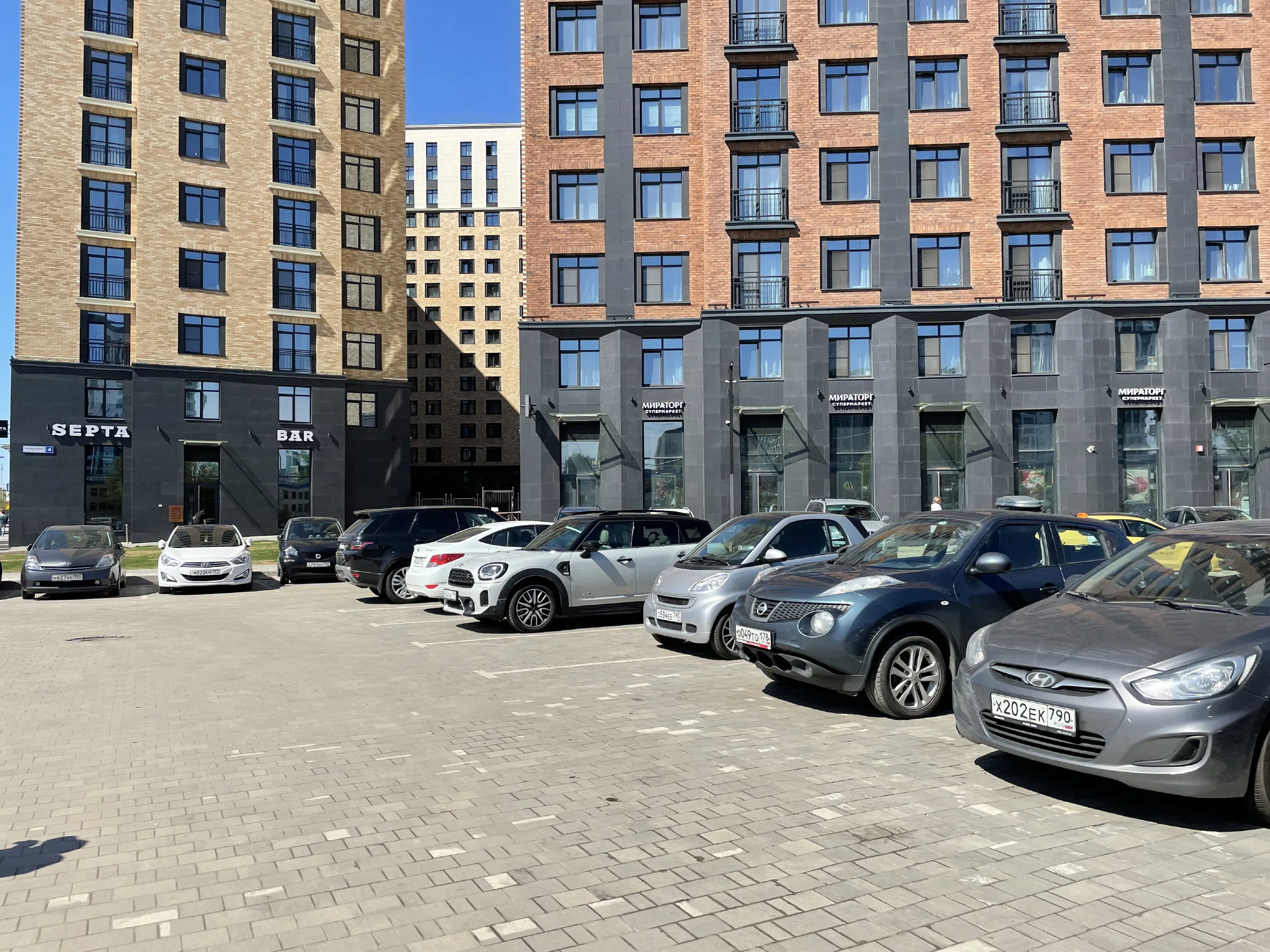 Ресторан с видом на Сити, фото 1