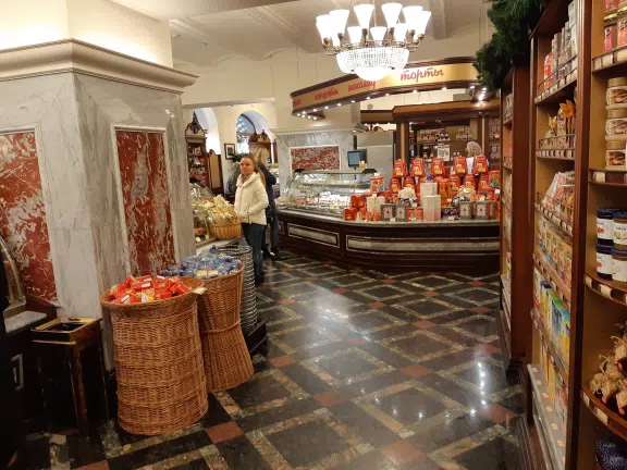 Классический зал с мрамором, фото 21