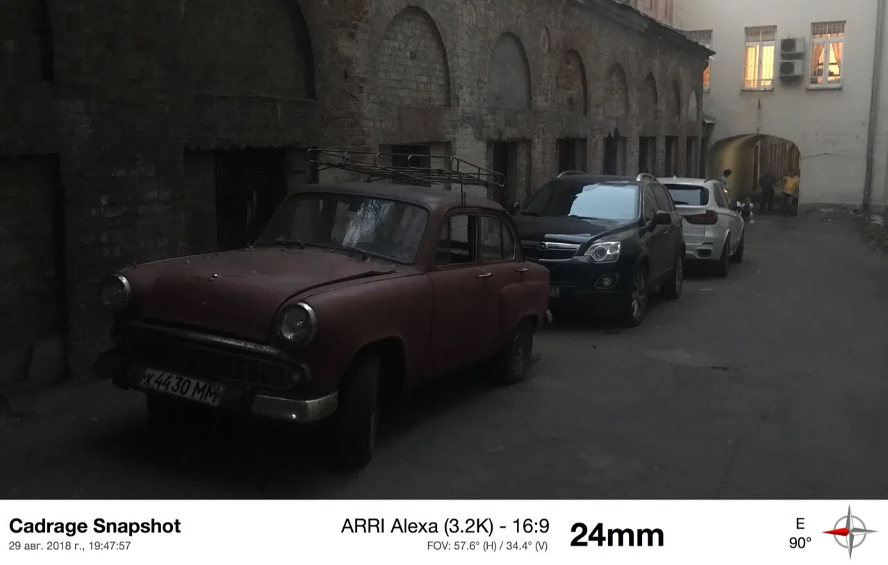 Переулок со старой церковью, фото 6