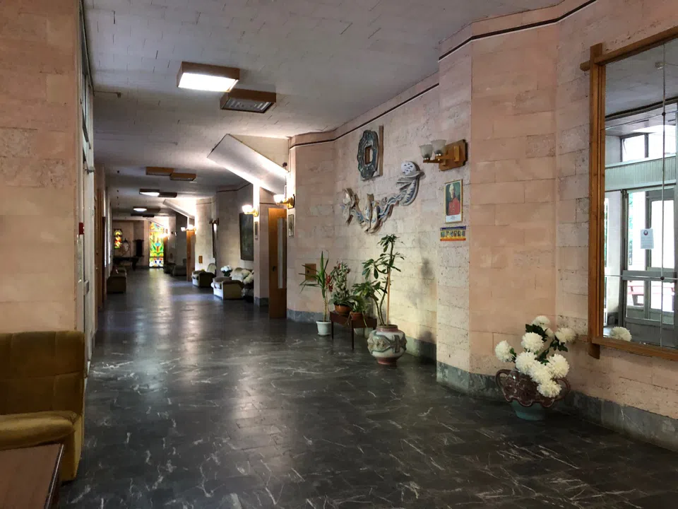 Классический отель в парке, фото 3