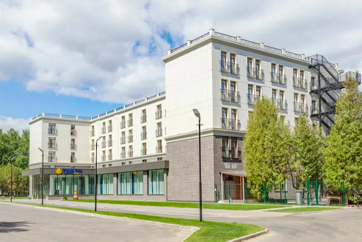 Пассивный отель в парке, фото 1