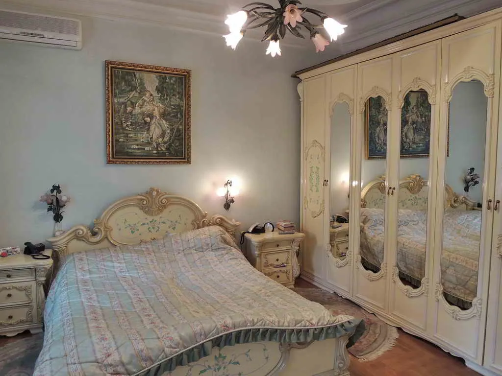 Квартира с арками и масками, фото 9