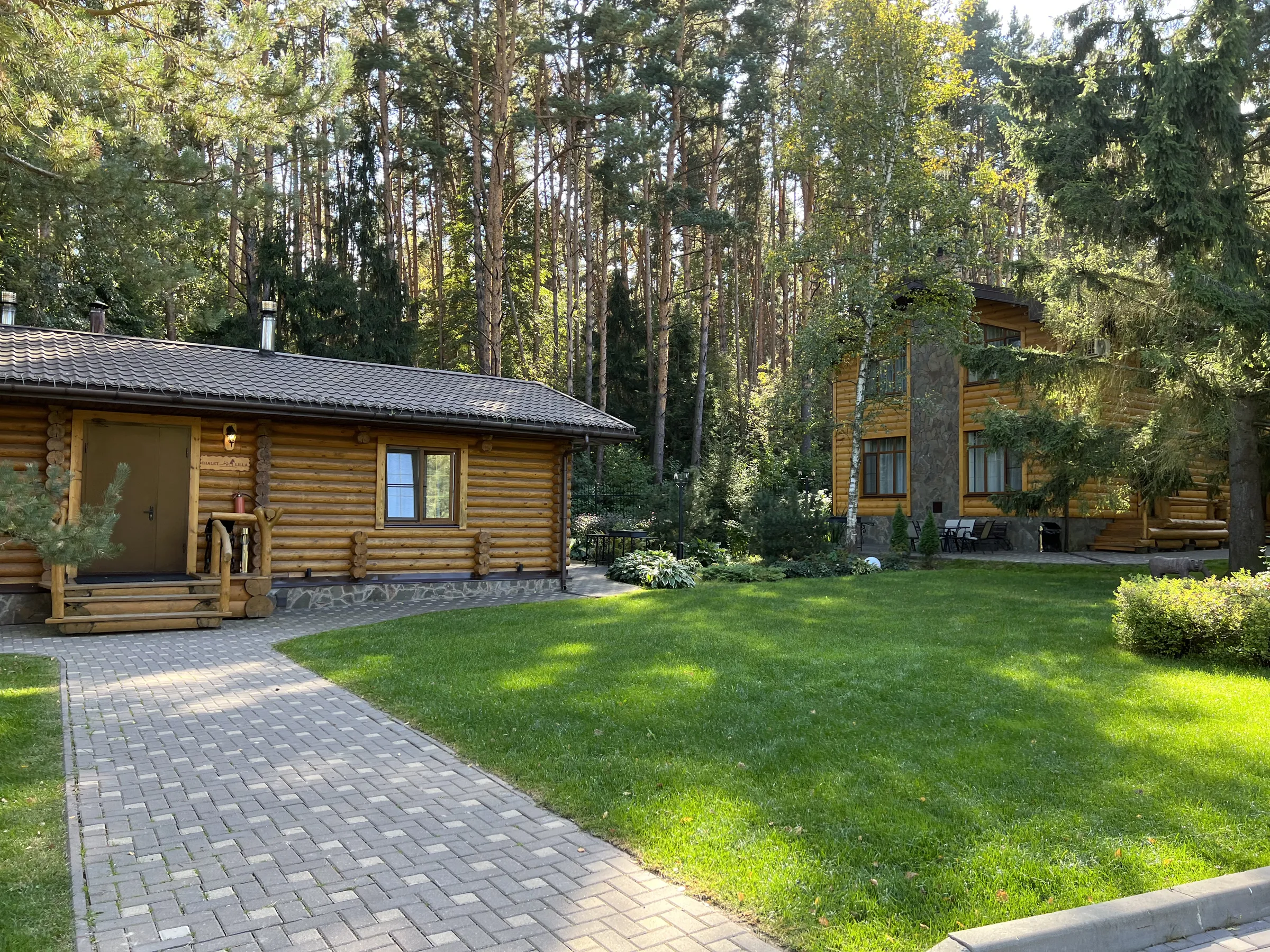 Дача с мощеными дорожками, фото 9