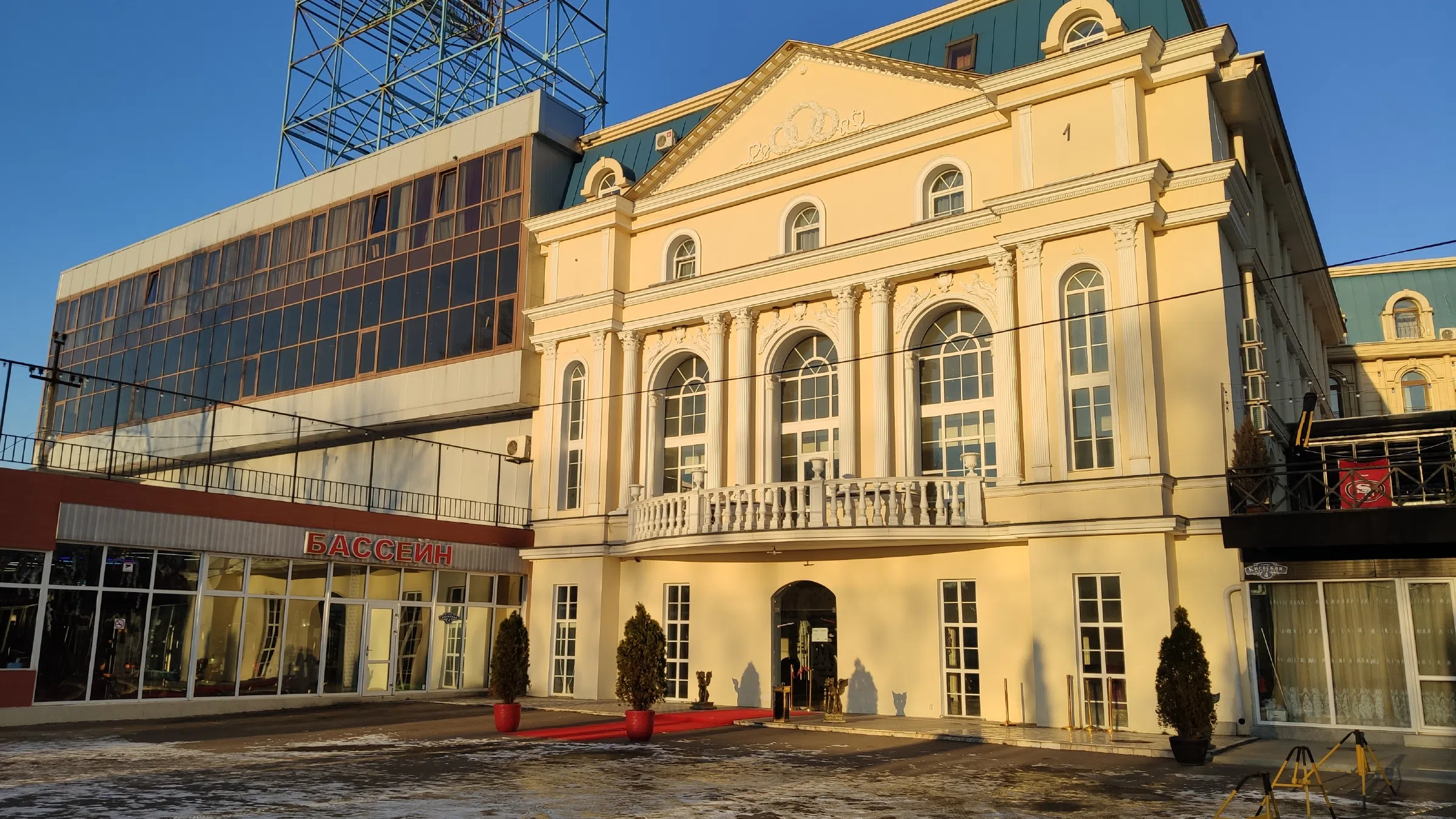 Парадный отель-атриум, фото 11