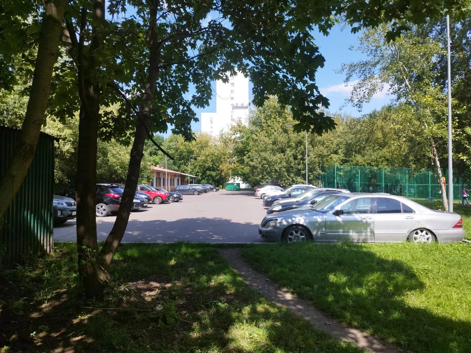 Ресторан в светлых тонах, фото 19