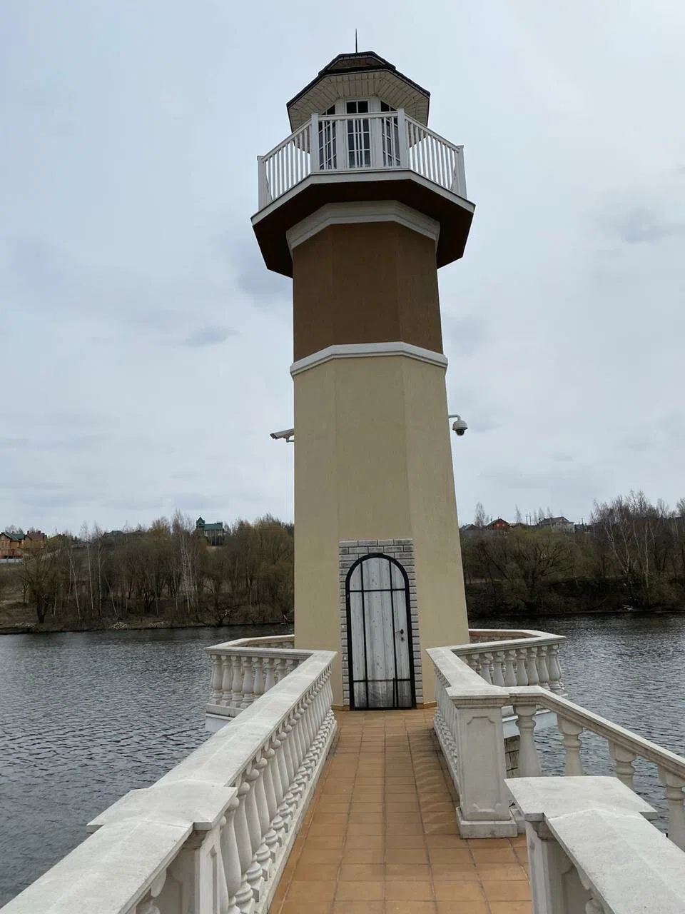 Ресторан с ротондой на воде, фото 7