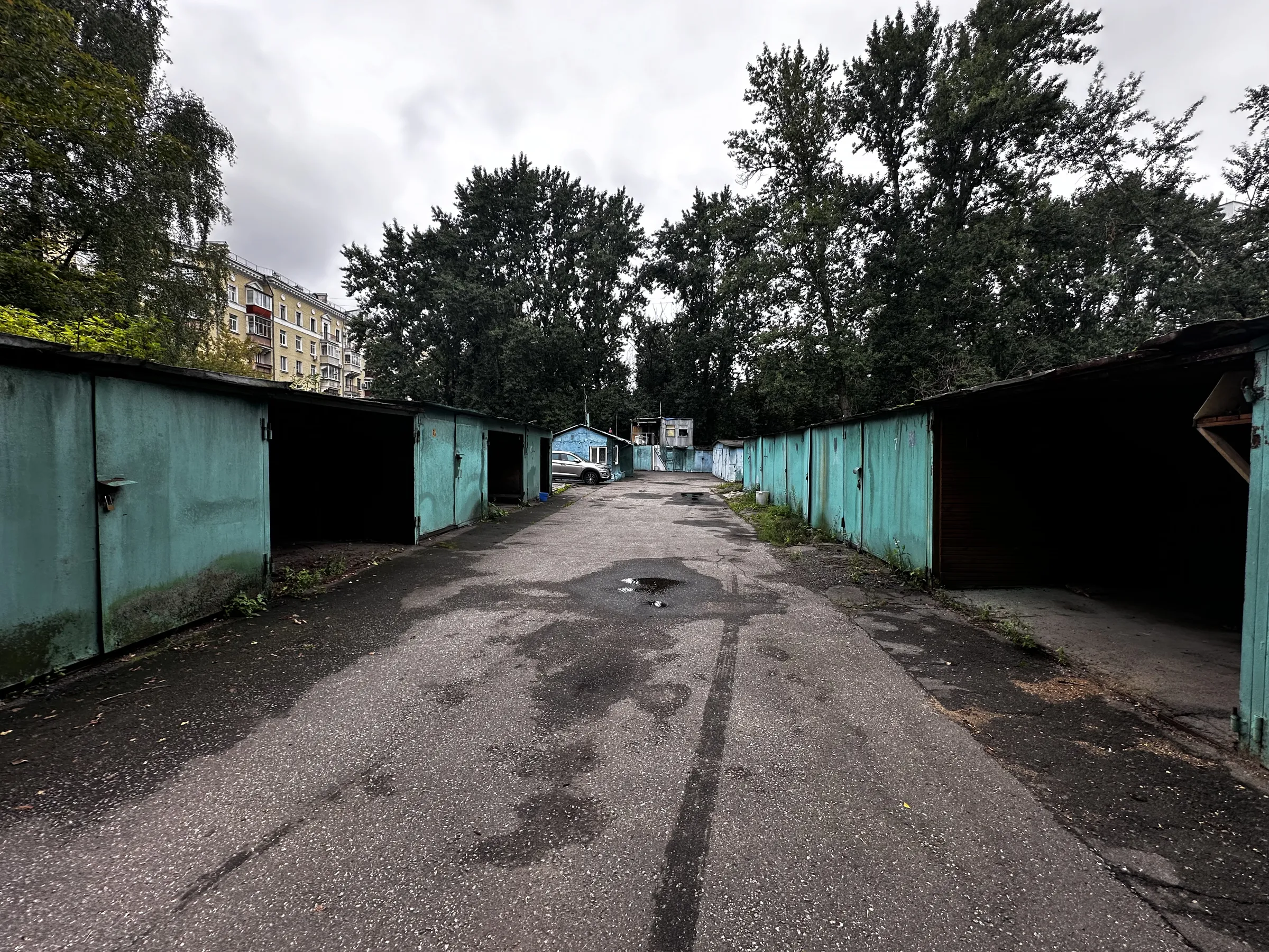 Ряды старых гаражей, фото 2