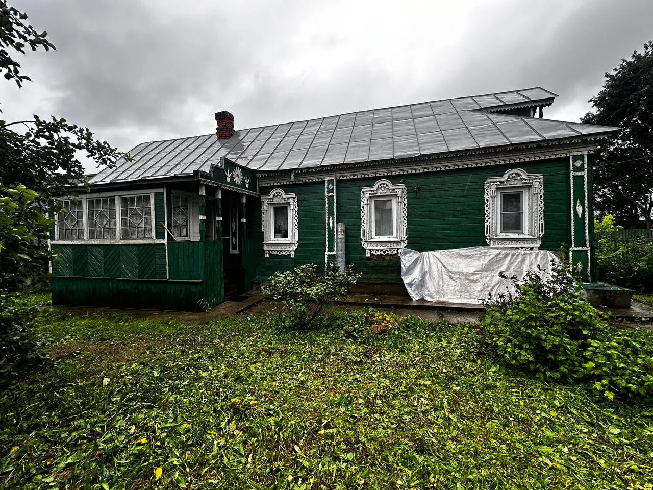 Деревянная дача с резными наличниками, фото 20