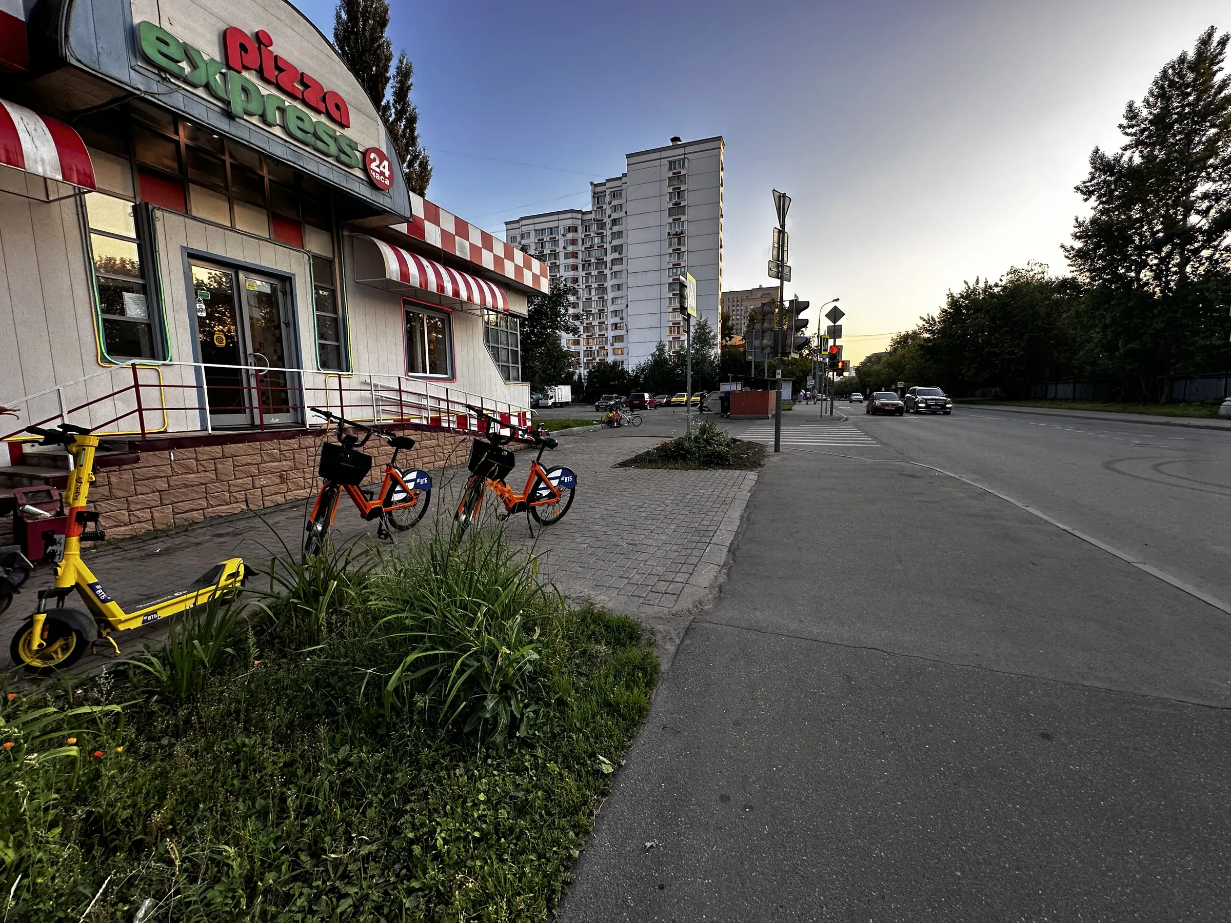 Кафе в красно-белую шашечку, фото 10