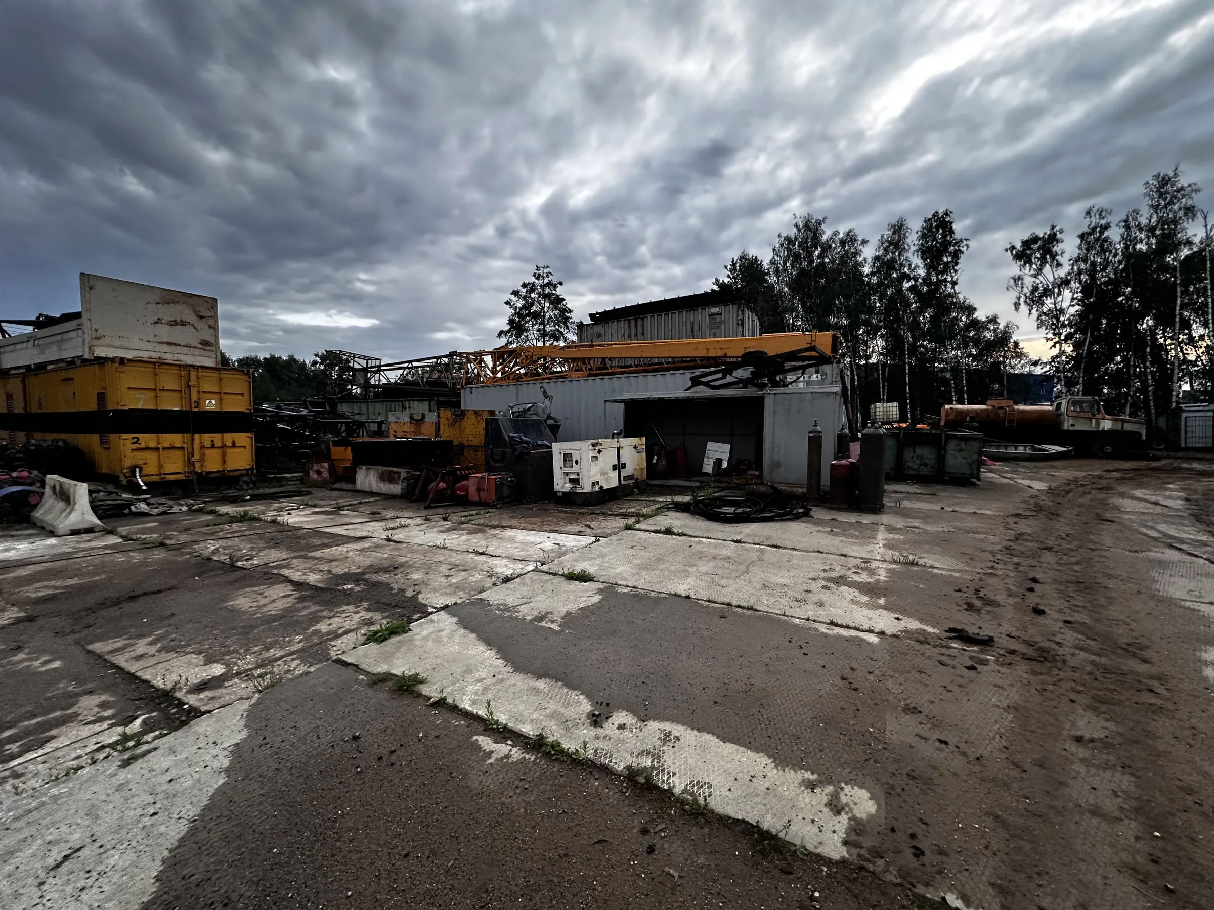 Промзона с техникой, фото 20