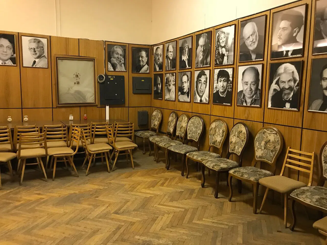 Ресторан с мозаикой на стенах, фото 22