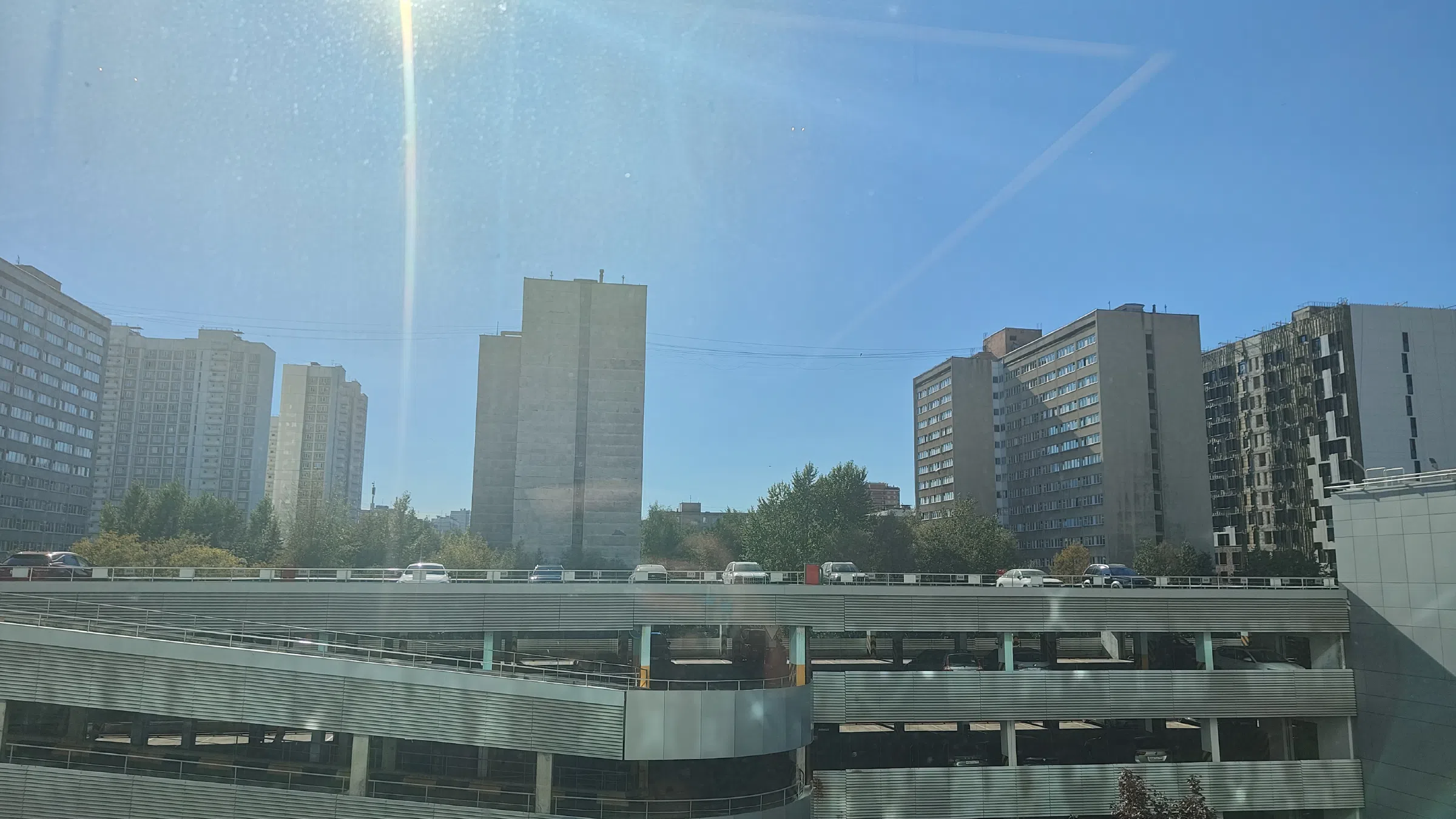 Офис с окном на город, фото 9