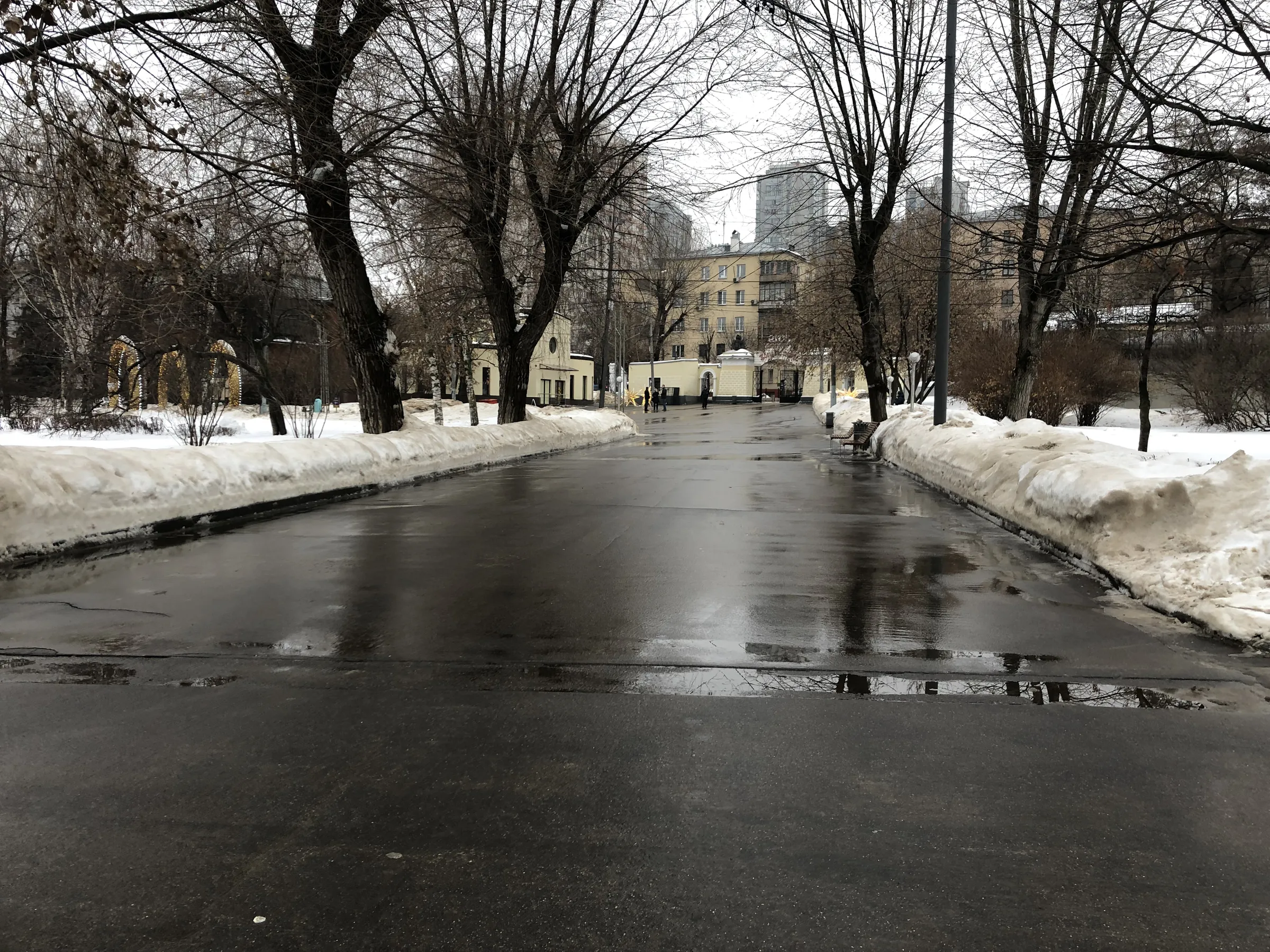 Зимний парк со статуей, фото 12